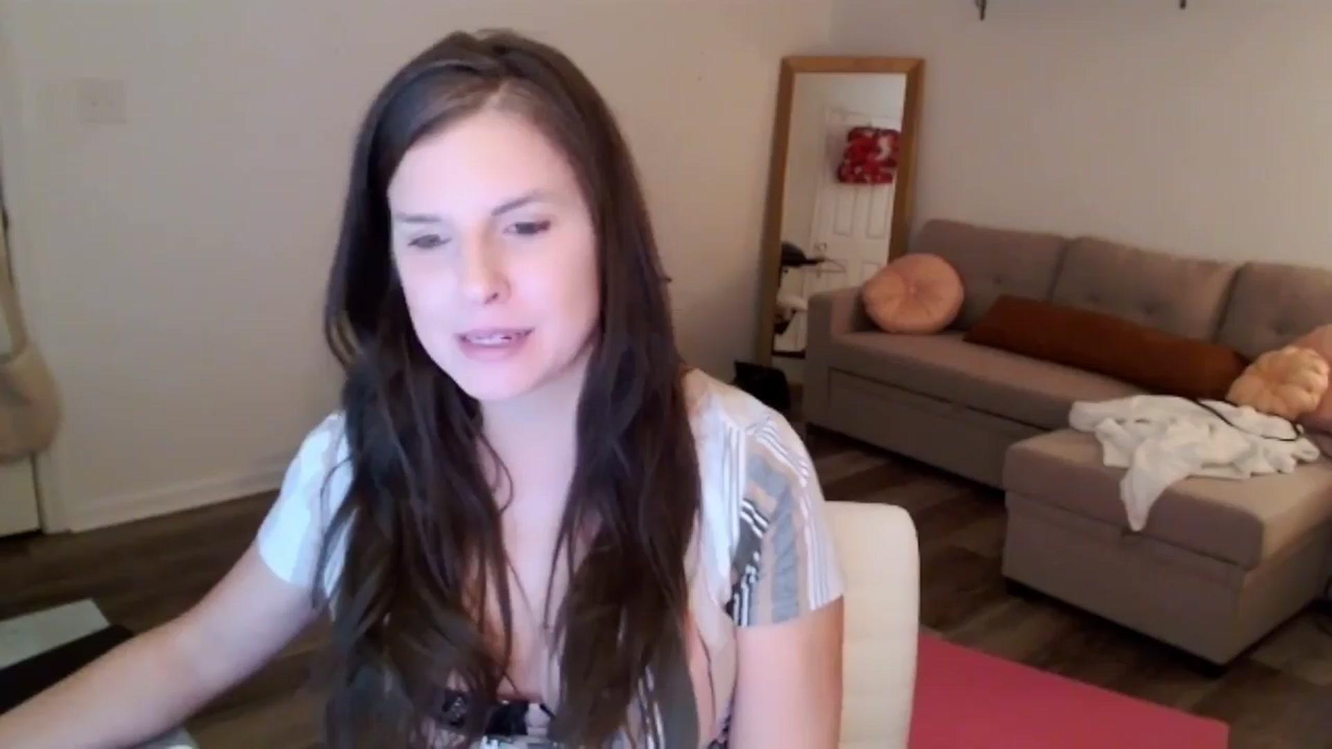 Gallery image thumbnail from Anna__Online's myfreecams stream on, 03/21/2024, 02:28 image 13 of 20