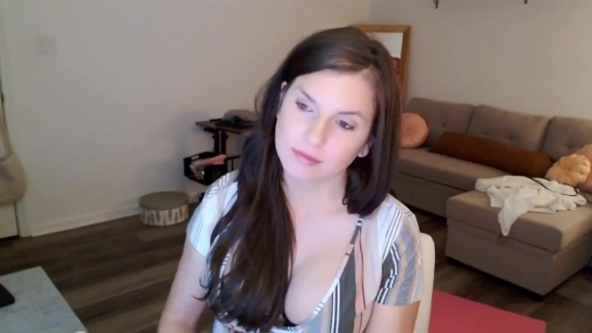 Gallery image thumbnail from Anna__Online's myfreecams stream on, 03/21/2024, 02:28 image 15 of 20