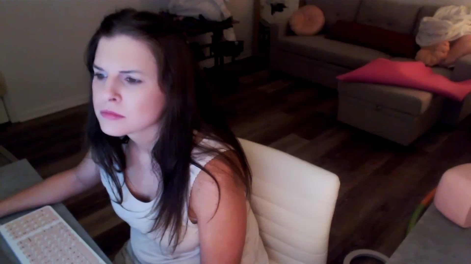 Gallery image thumbnail from Anna__Online's myfreecams stream on, 03/27/2024, 02:54 image 3 of 20