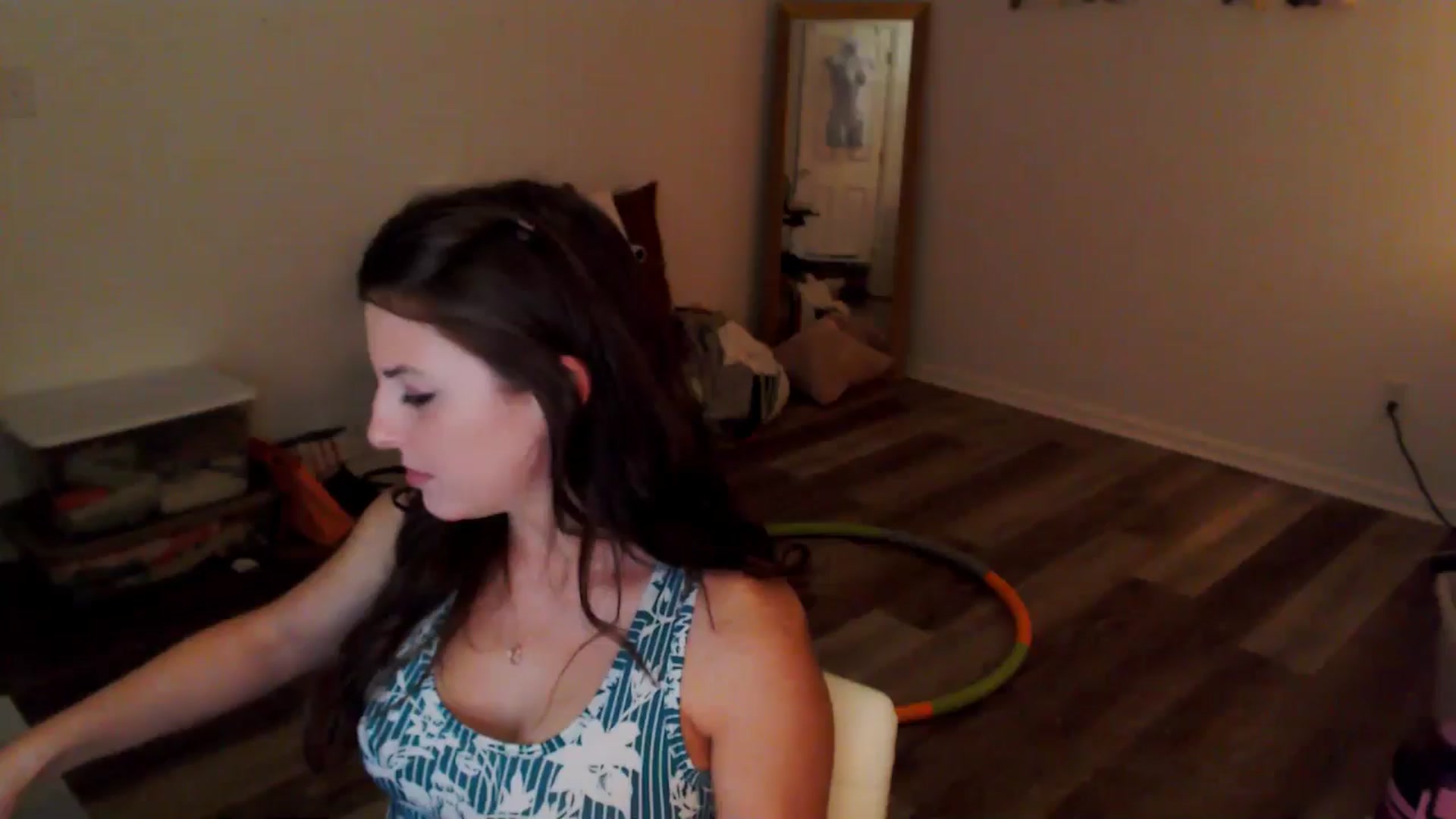 Gallery image thumbnail from Anna__Online's myfreecams stream on, 05/04/2024, 02:59 image 16 of 20
