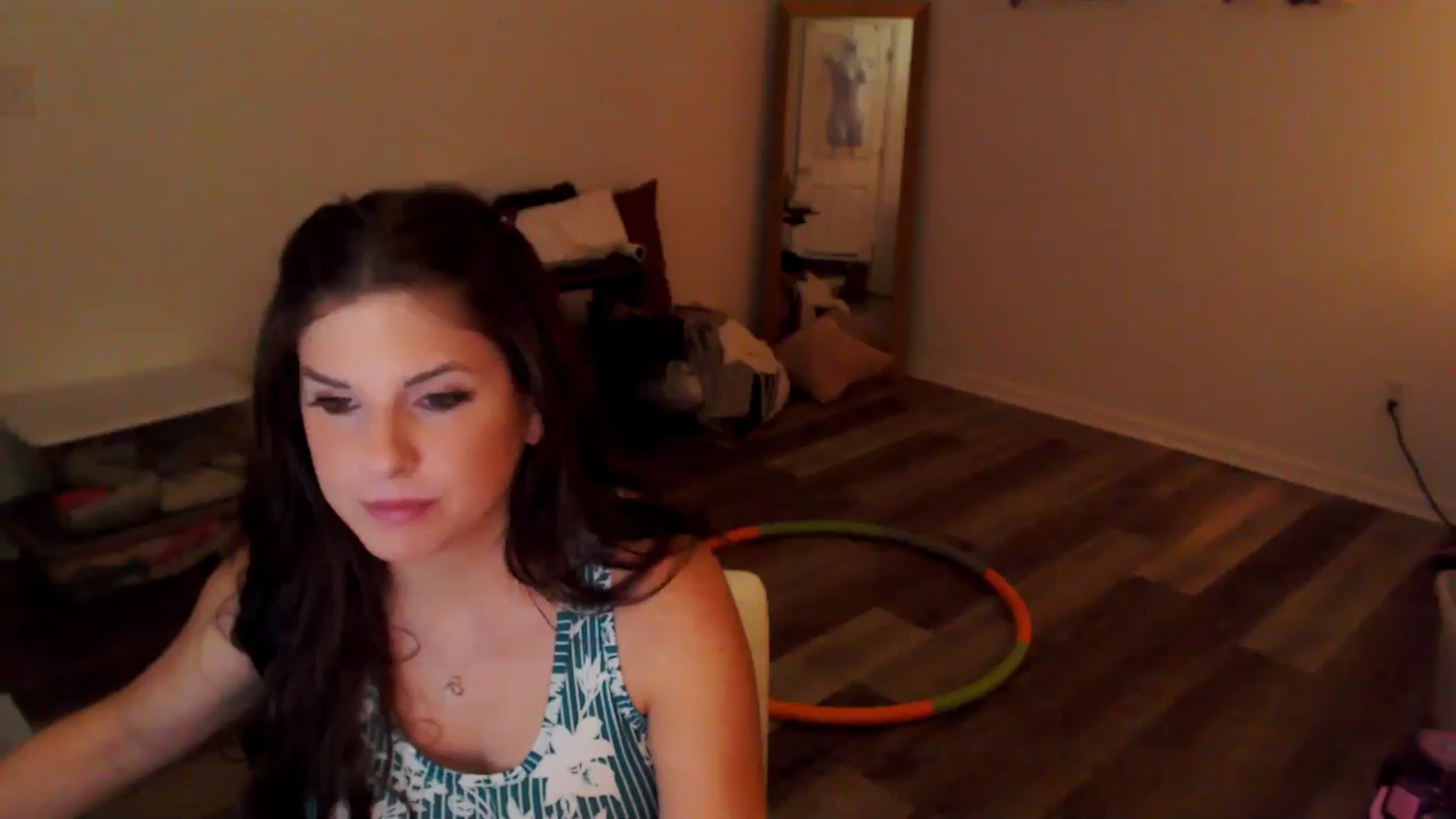 Gallery image thumbnail from Anna__Online's myfreecams stream on, 05/04/2024, 02:59 image 12 of 20