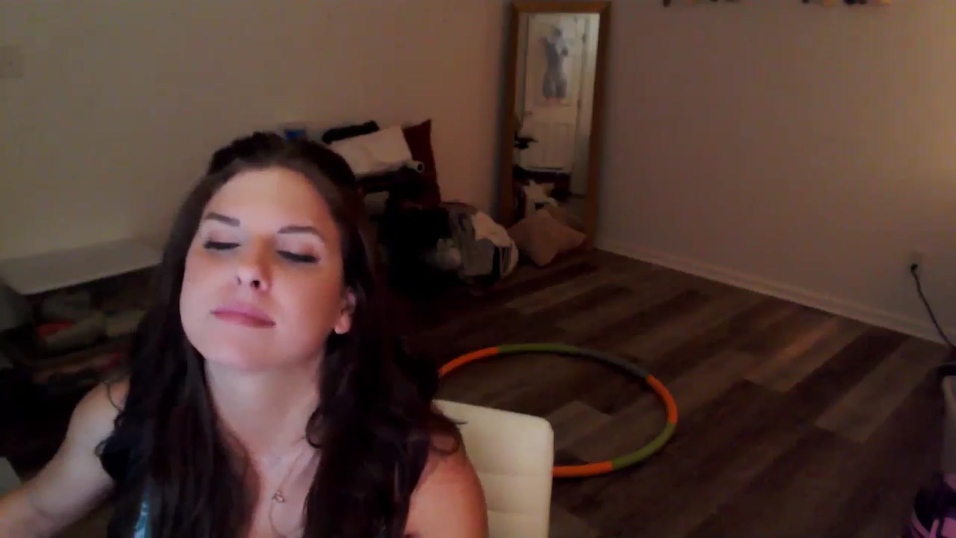Gallery image thumbnail from Anna__Online's myfreecams stream on, 05/04/2024, 02:59 image 19 of 20