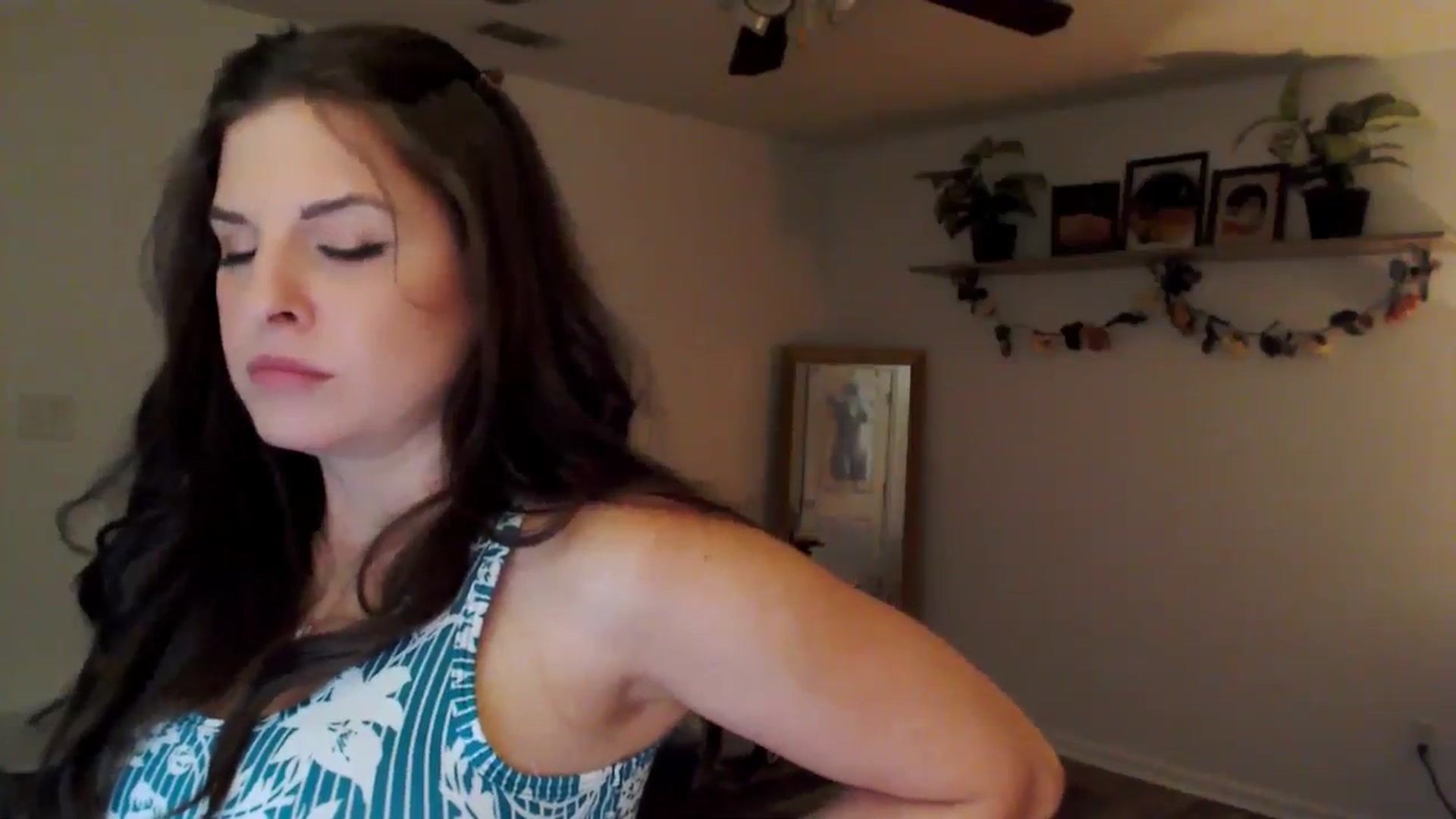 Gallery image thumbnail from Anna__Online's myfreecams stream on, 05/04/2024, 02:59 image 20 of 20