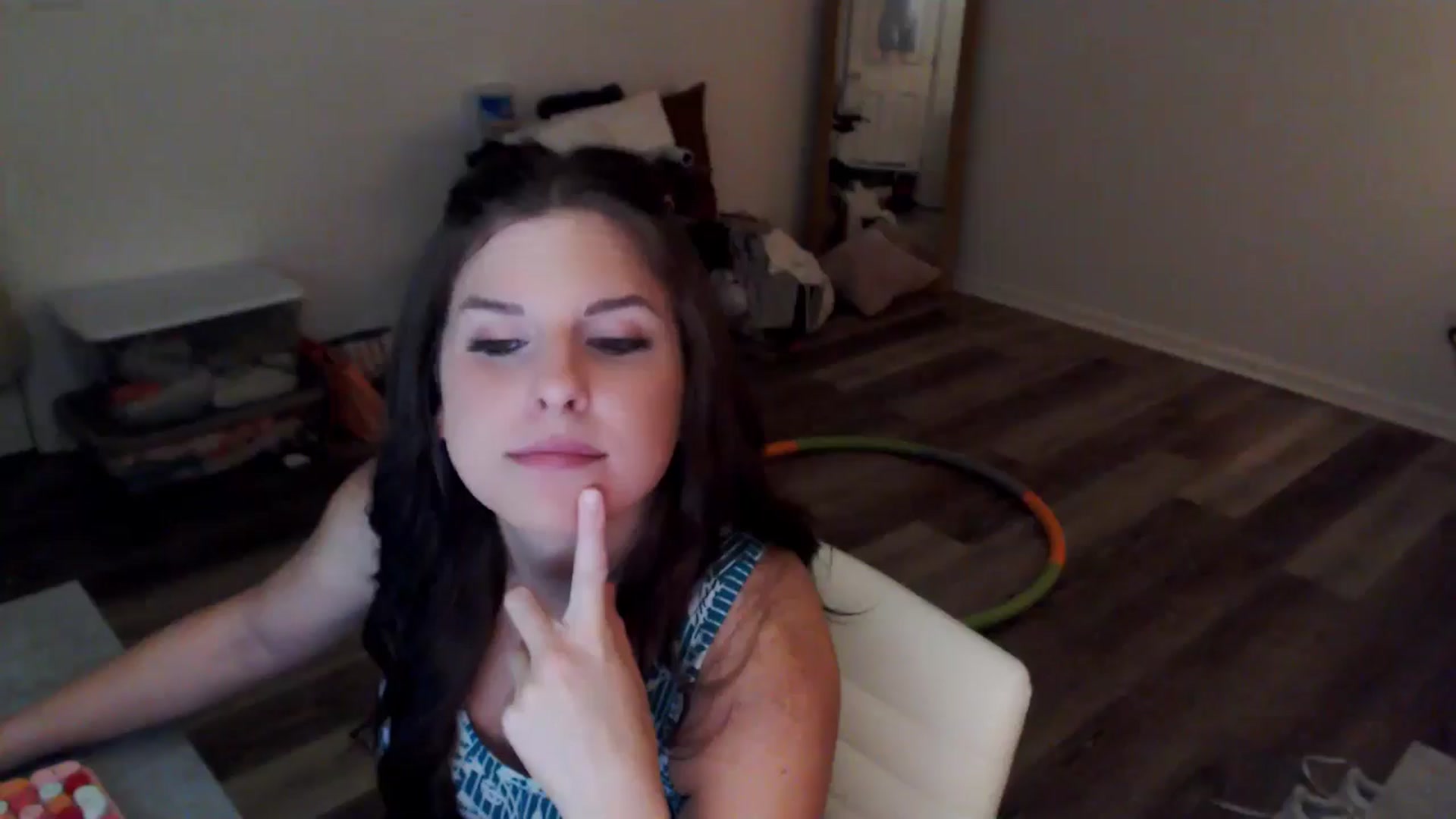 Gallery image thumbnail from Anna__Online's myfreecams stream on, 05/04/2024, 02:59 image 5 of 20