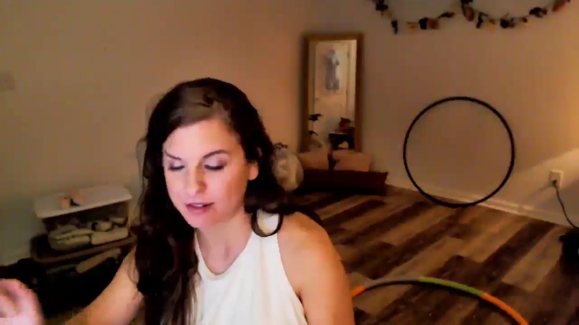 Gallery image thumbnail from Anna__Online's myfreecams stream on, 05/09/2024, 02:39 image 7 of 20