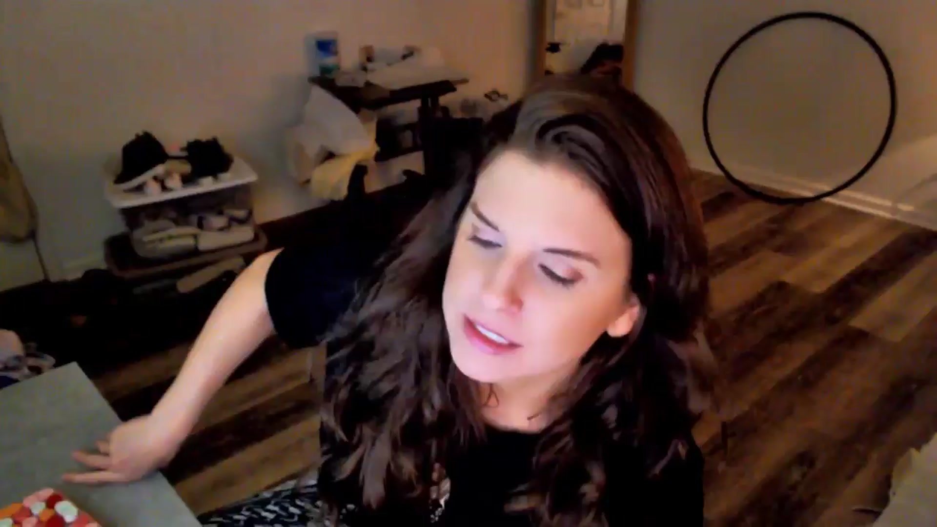Gallery image thumbnail from Anna__Online's myfreecams stream on, 05/11/2024, 03:29 image 1 of 20