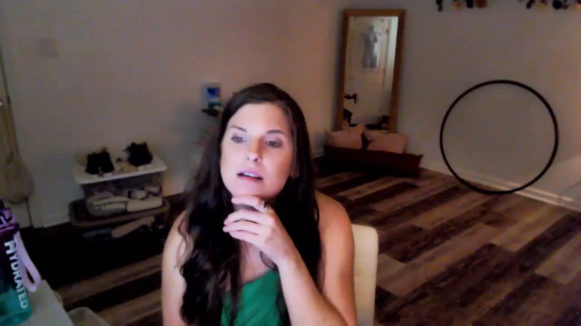 Gallery image thumbnail from Anna__Online's myfreecams stream on, 05/18/2024, 02:48 image 1 of 20