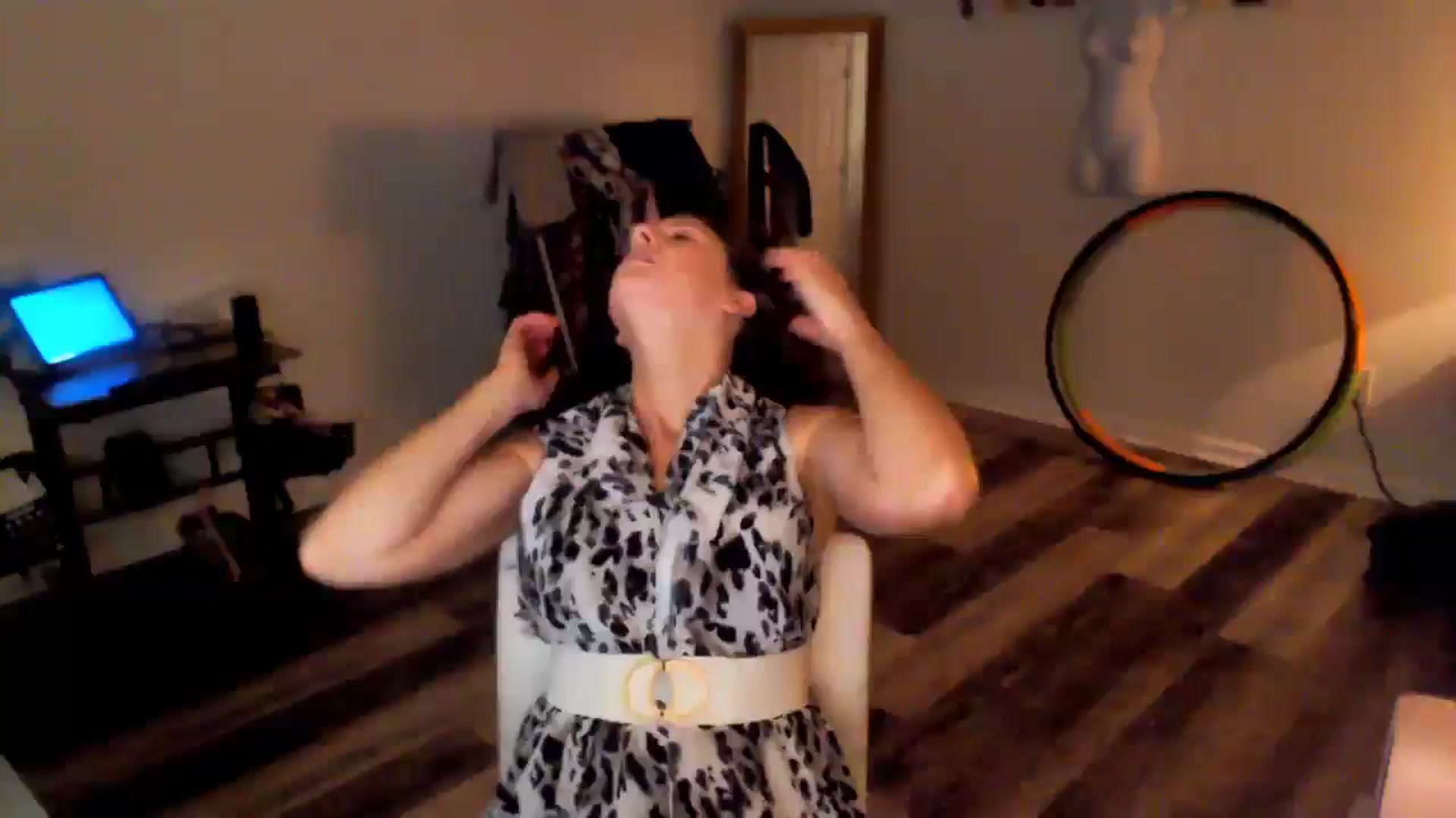 Gallery image thumbnail from Anna__Online's myfreecams stream on, 05/20/2024, 02:54 image 1 of 20