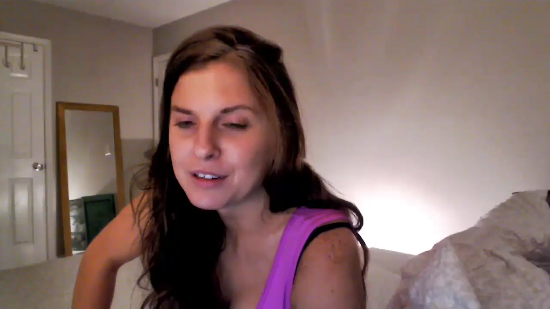 Gallery image thumbnail from Anna__Online's myfreecams stream on, 07/15/2024, 03:03 image 15 of 20