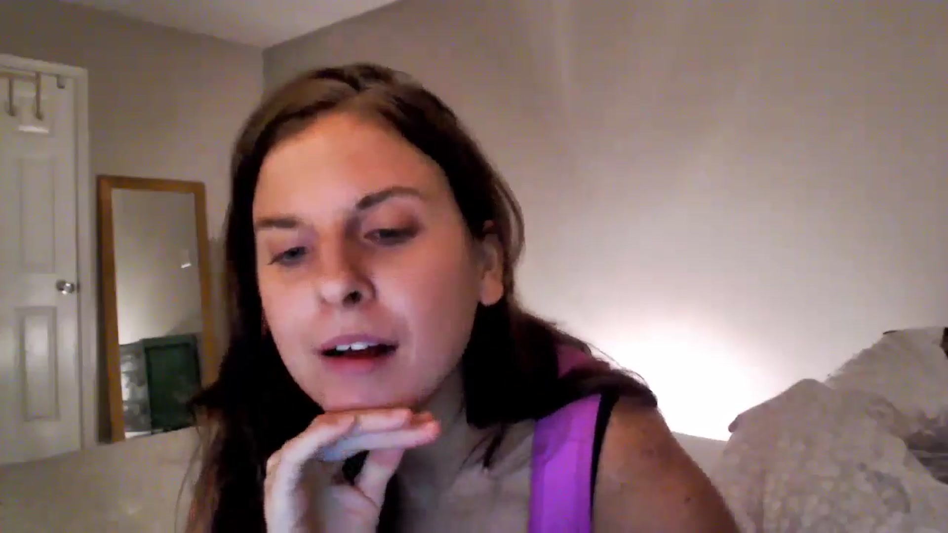 Gallery image thumbnail from Anna__Online's myfreecams stream on, 07/15/2024, 03:03 image 18 of 20