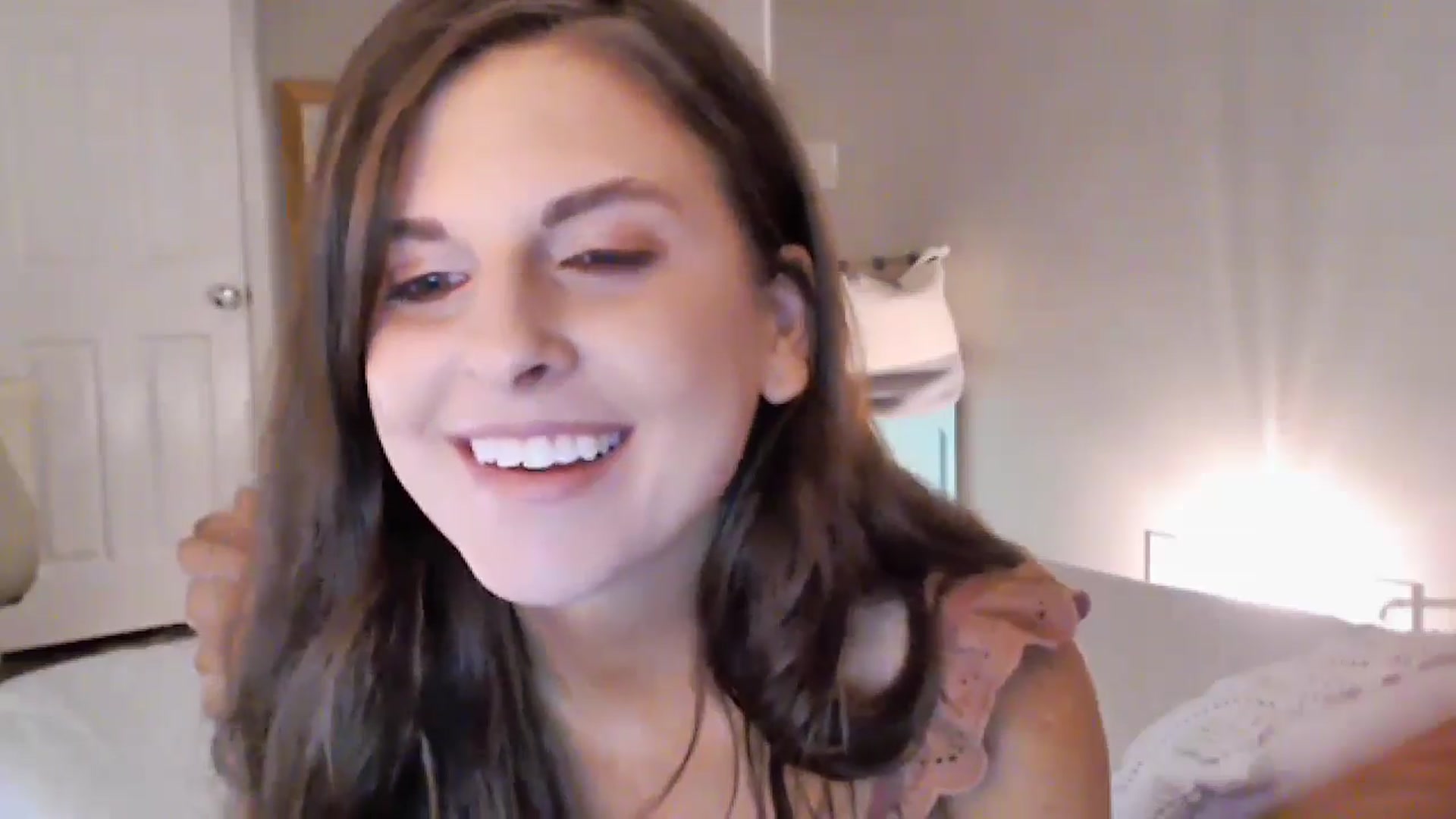 Gallery image thumbnail from Anna__Online's myfreecams stream on, 07/21/2024, 03:56 image 11 of 20