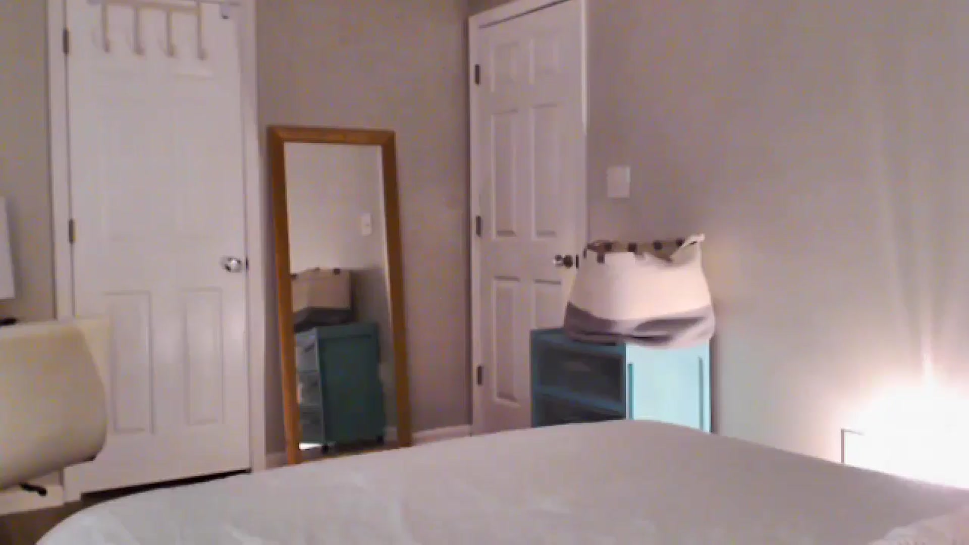 Gallery image thumbnail from Anna__Online's myfreecams stream on, 07/21/2024, 03:56 image 8 of 20