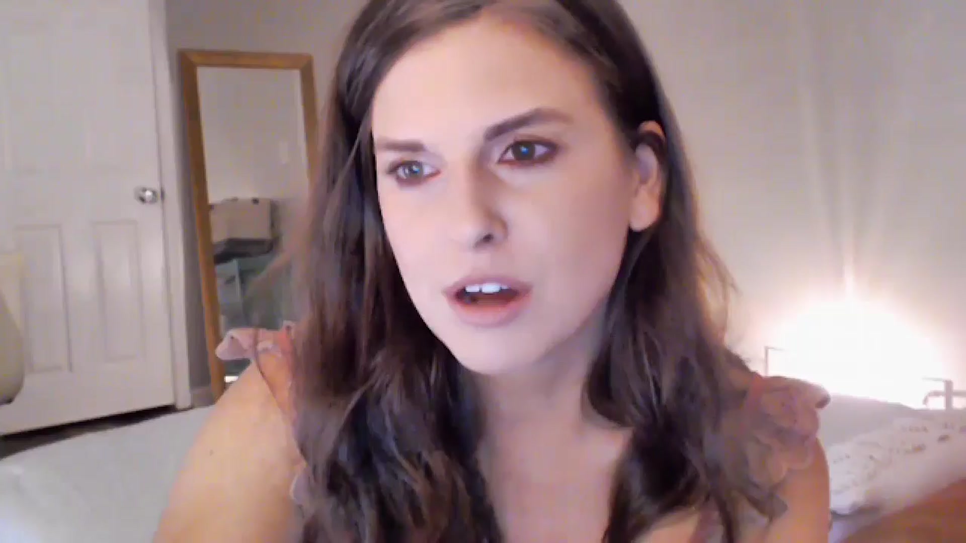Gallery image thumbnail from Anna__Online's myfreecams stream on, 07/21/2024, 03:56 image 1 of 20