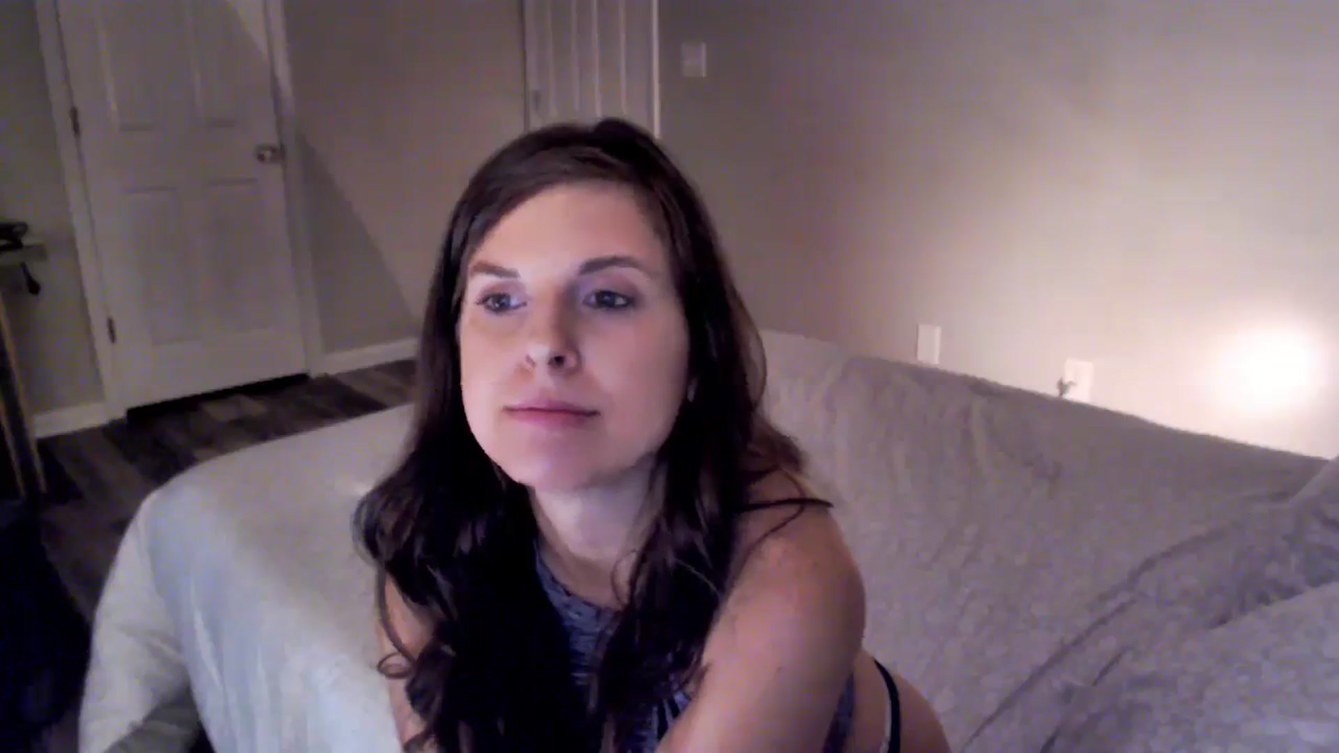 Gallery image thumbnail from Anna__Online's myfreecams stream on, 07/27/2024, 02:54 image 14 of 20