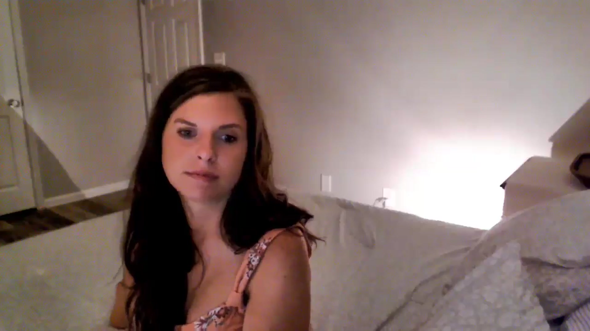 Gallery image thumbnail from Anna__Online's myfreecams stream on, 07/28/2024, 03:24 image 18 of 20