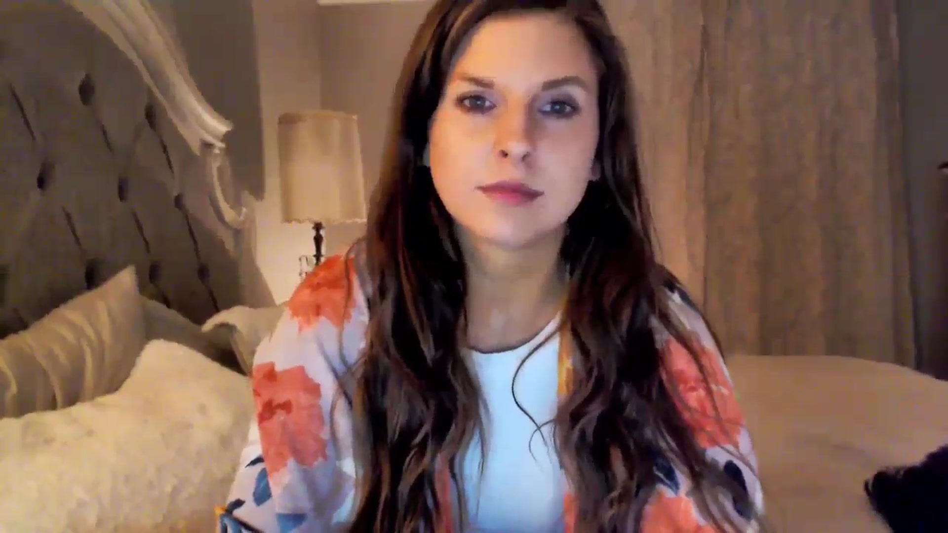Gallery image thumbnail from Anna__Online's myfreecams stream on, 08/14/2024, 02:41 image 16 of 20