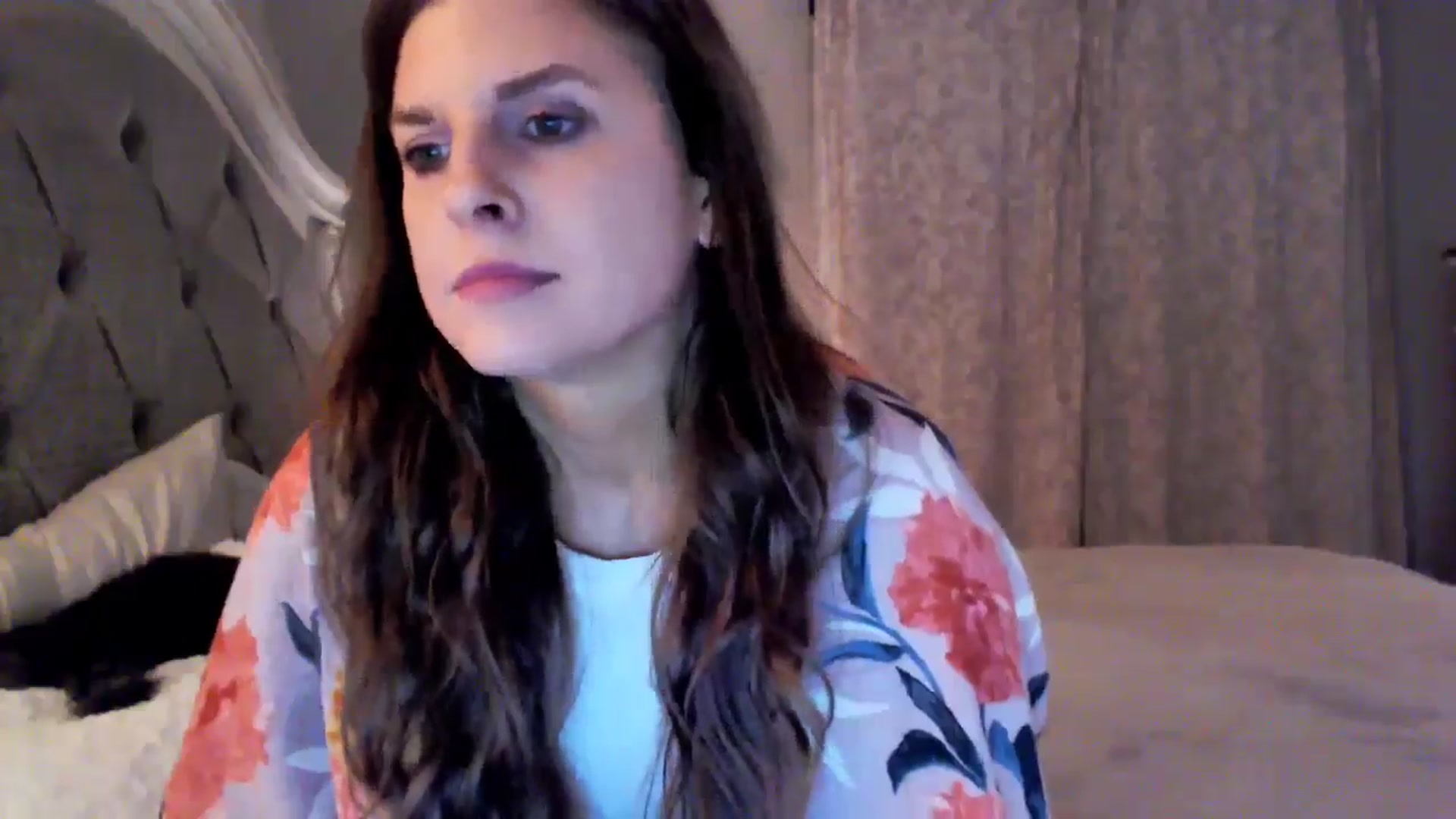 Gallery image thumbnail from Anna__Online's myfreecams stream on, 08/14/2024, 02:41 image 12 of 20