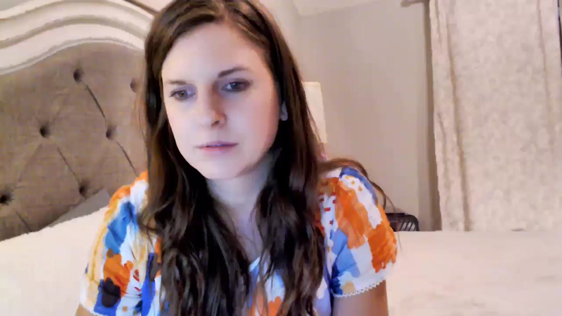 Gallery image thumbnail from Anna__Online's myfreecams stream on, 08/20/2024, 02:56 image 18 of 20