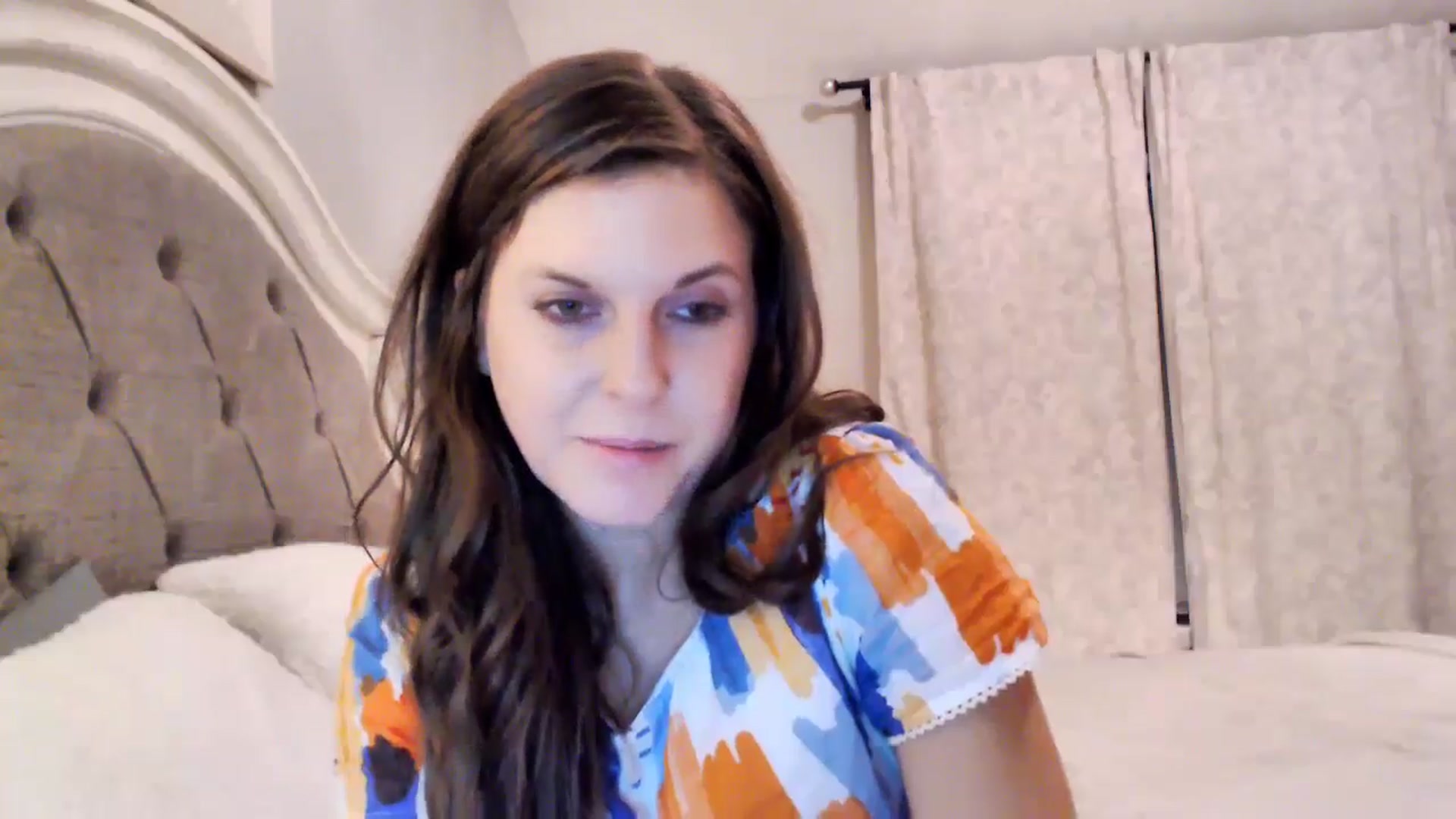 Gallery image thumbnail from Anna__Online's myfreecams stream on, 08/20/2024, 02:56 image 6 of 20