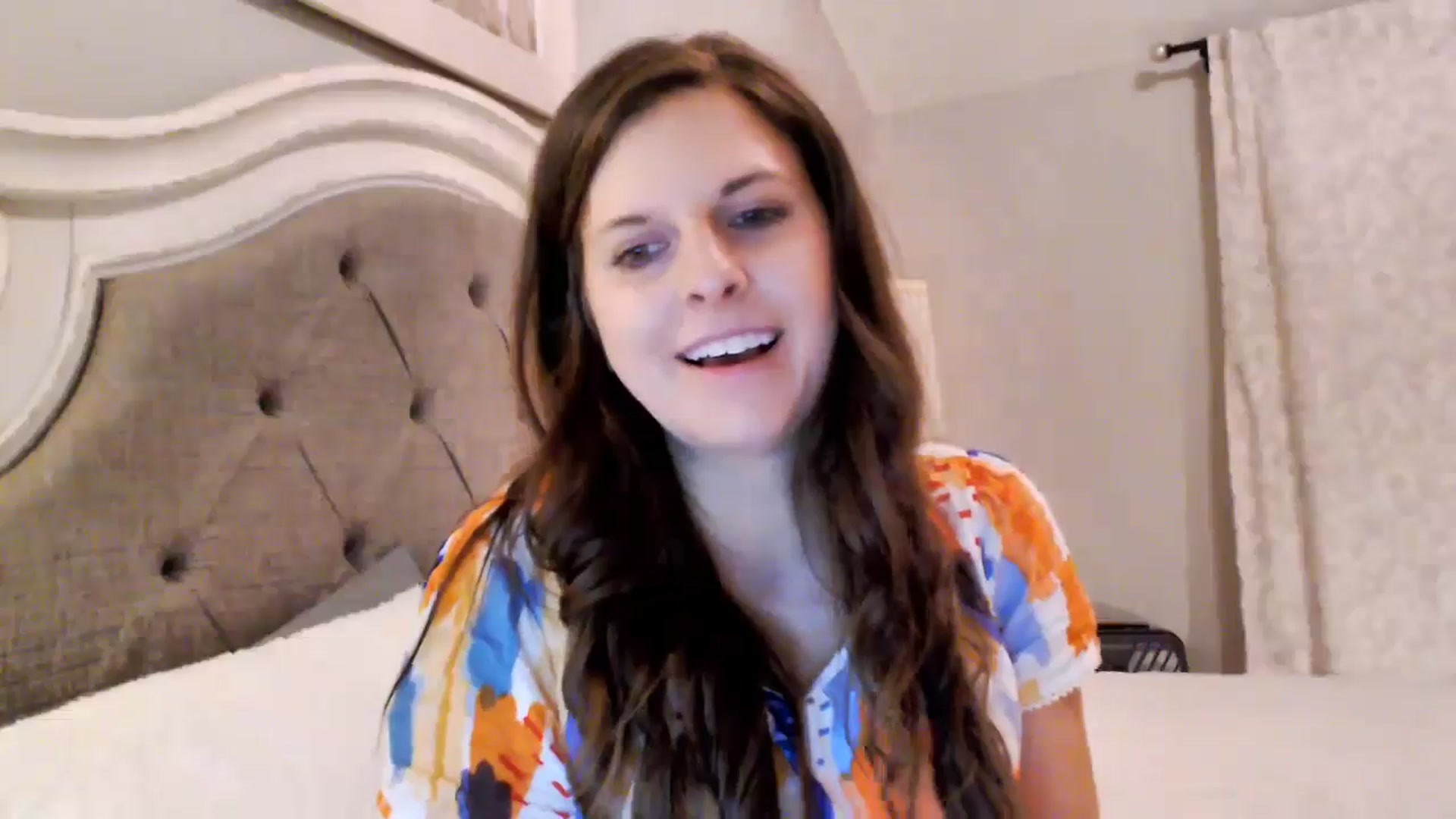 Gallery image thumbnail from Anna__Online's myfreecams stream on, 08/20/2024, 02:56 image 11 of 20