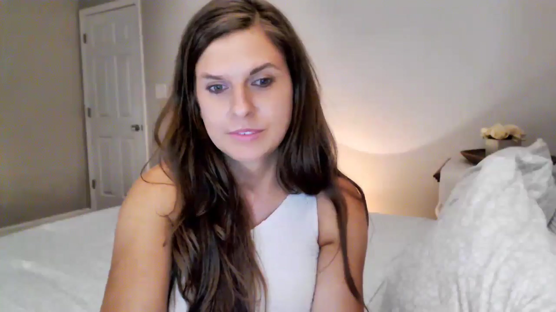 Gallery image thumbnail from Anna__Online's myfreecams stream on, 08/22/2024, 03:01 image 20 of 20
