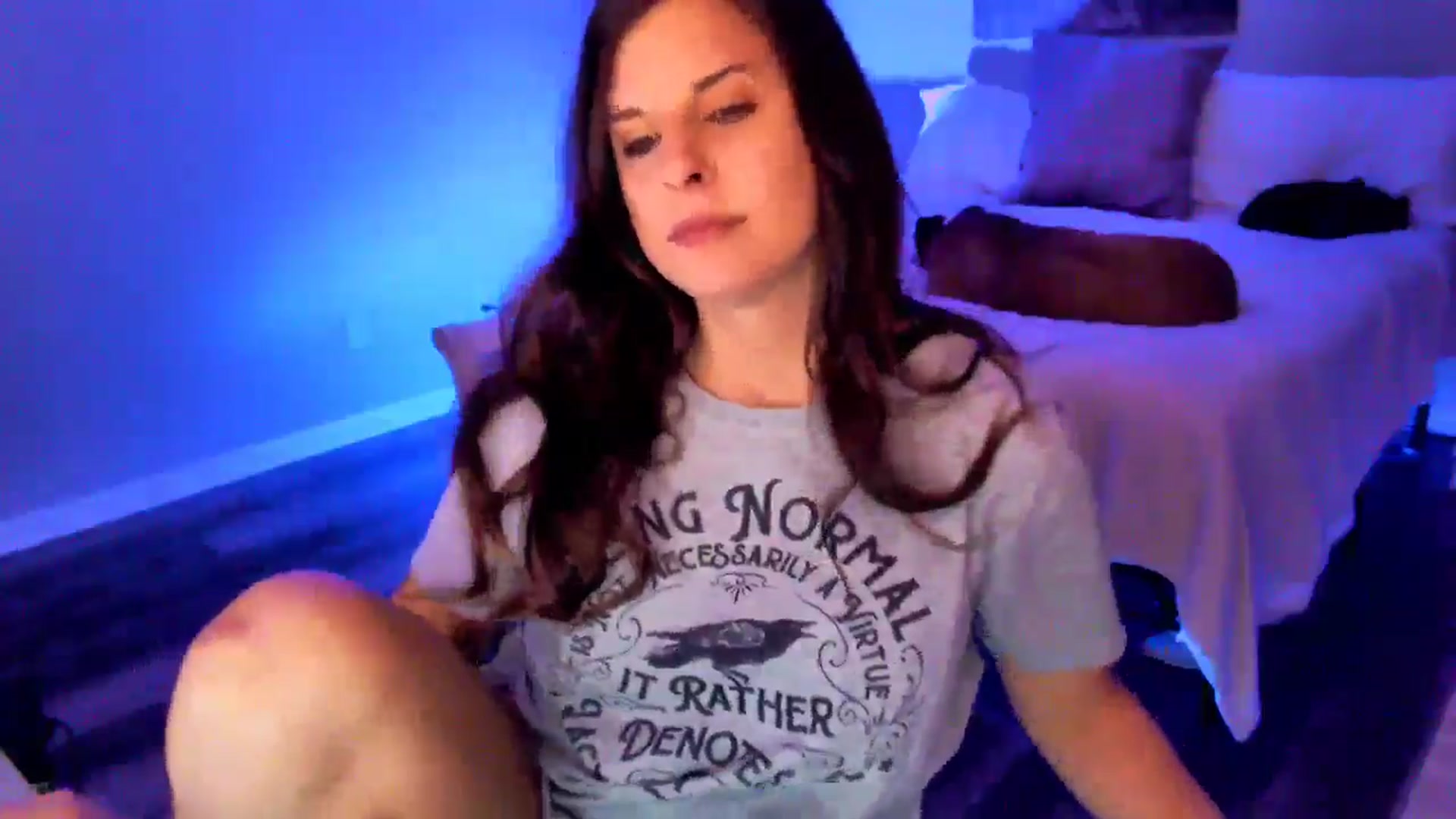 Gallery image thumbnail from Anna__Online's myfreecams stream on, 01/27/2025, 04:10 image 17 of 20