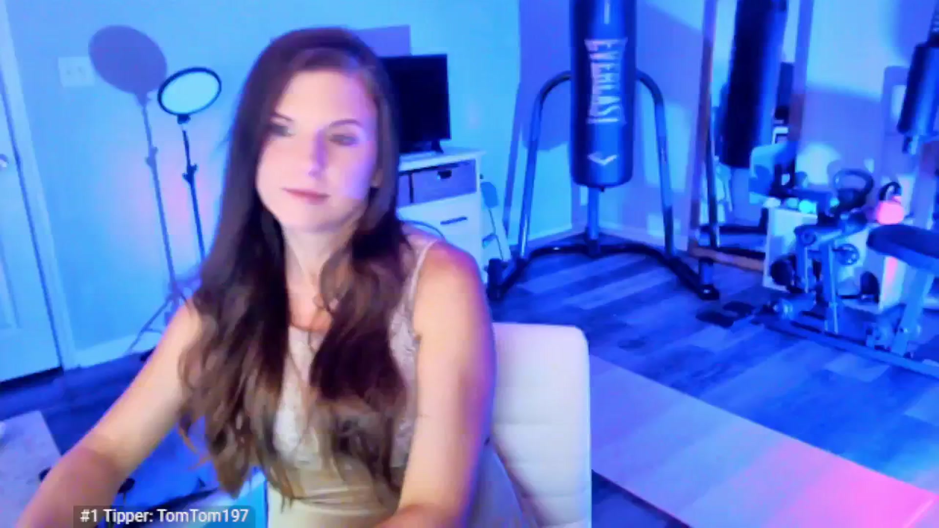 Gallery image thumbnail from Anna__Online's myfreecams stream on, 03/23/2025, 04:05 image 2 of 20