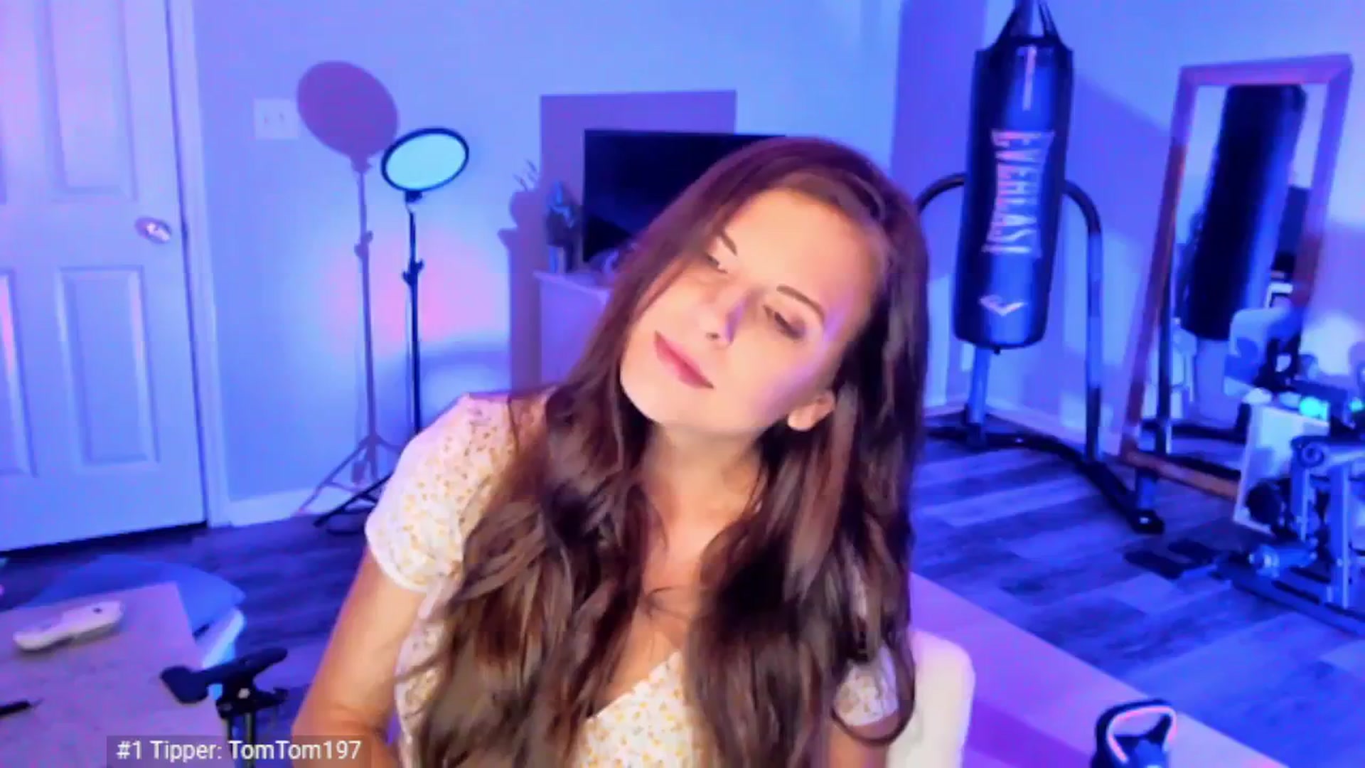 Gallery image thumbnail from Anna__Online's myfreecams stream on, 03/25/2025, 03:53 image 4 of 20