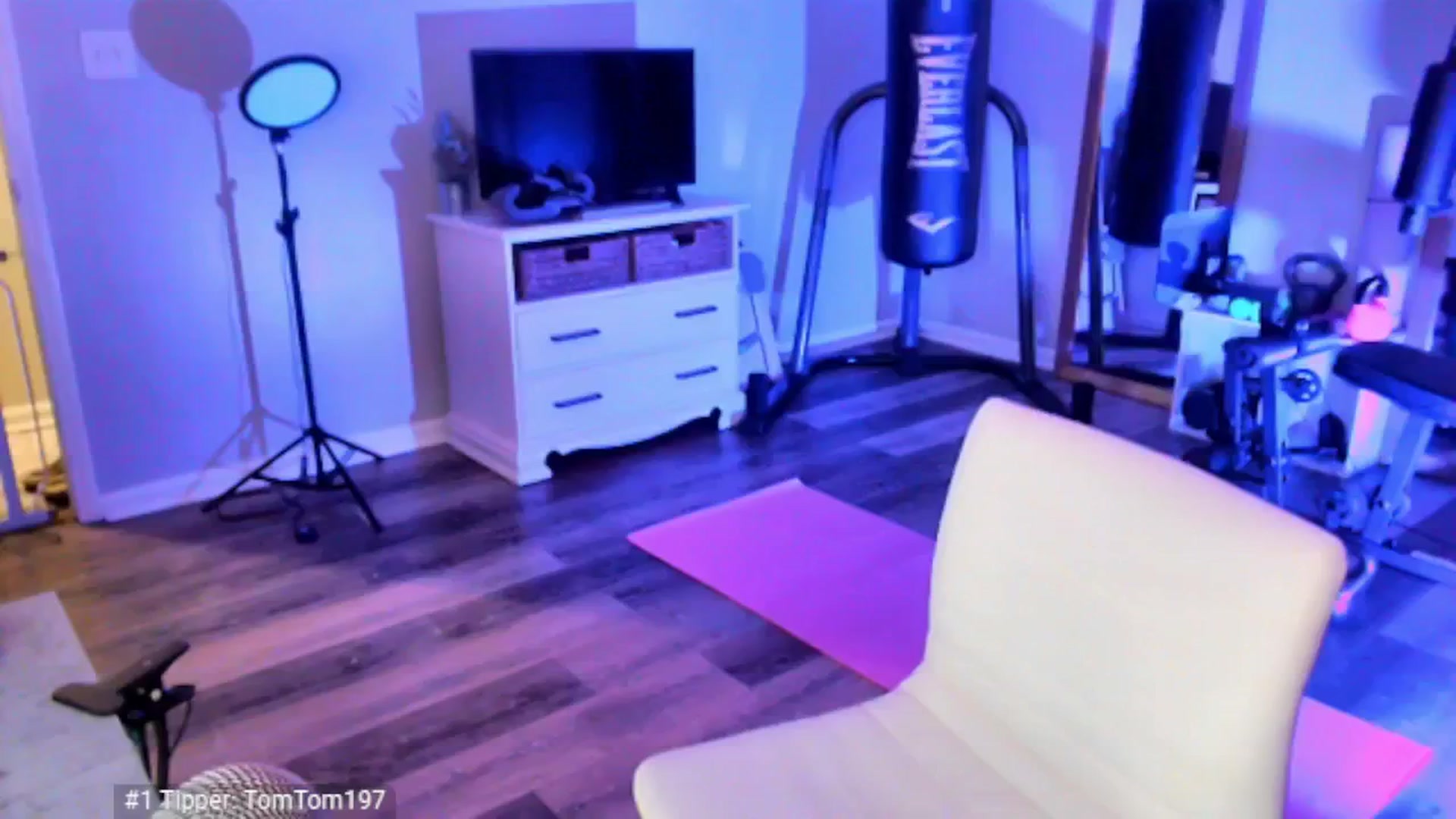 Gallery image thumbnail from Anna__Online's myfreecams stream on, 03/27/2025, 03:56 image 20 of 20