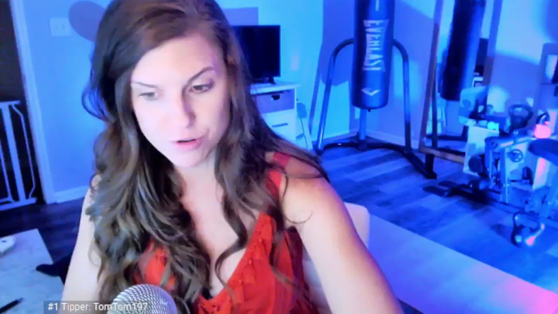 Gallery image thumbnail from Anna__Online's myfreecams stream on, 03/27/2025, 03:56 image 16 of 20