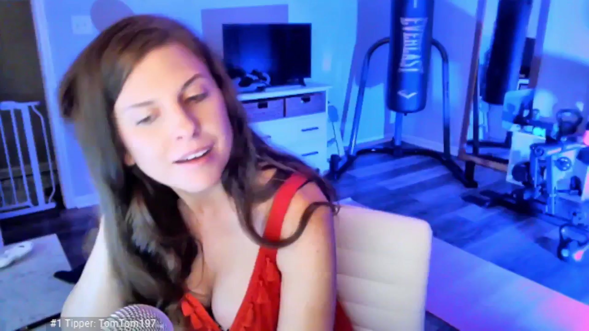 Gallery image thumbnail from Anna__Online's myfreecams stream on, 03/27/2025, 03:56 image 10 of 20
