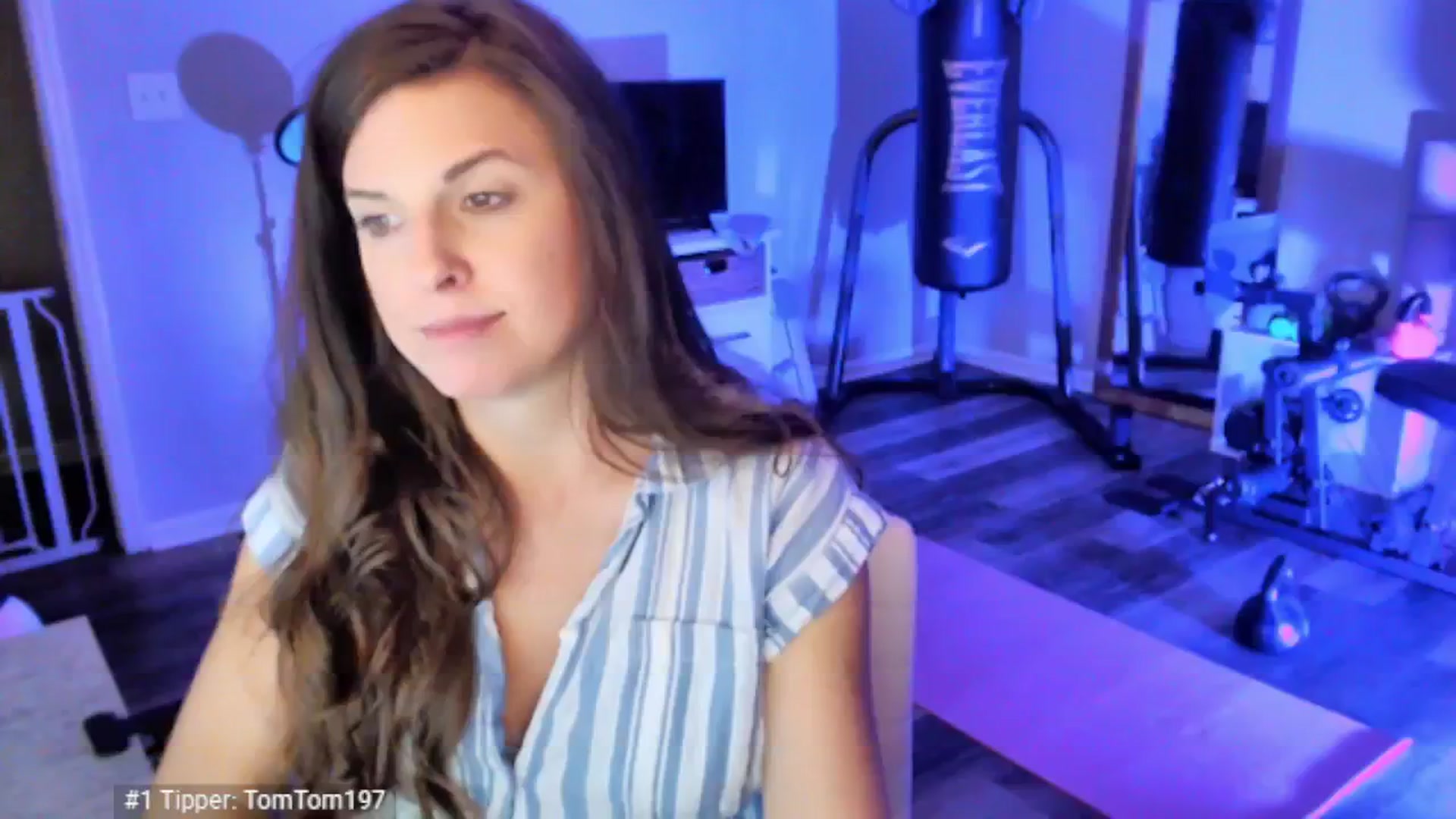 Gallery image thumbnail from Anna__Online's myfreecams stream on, 04/04/2025, 03:14 image 16 of 20