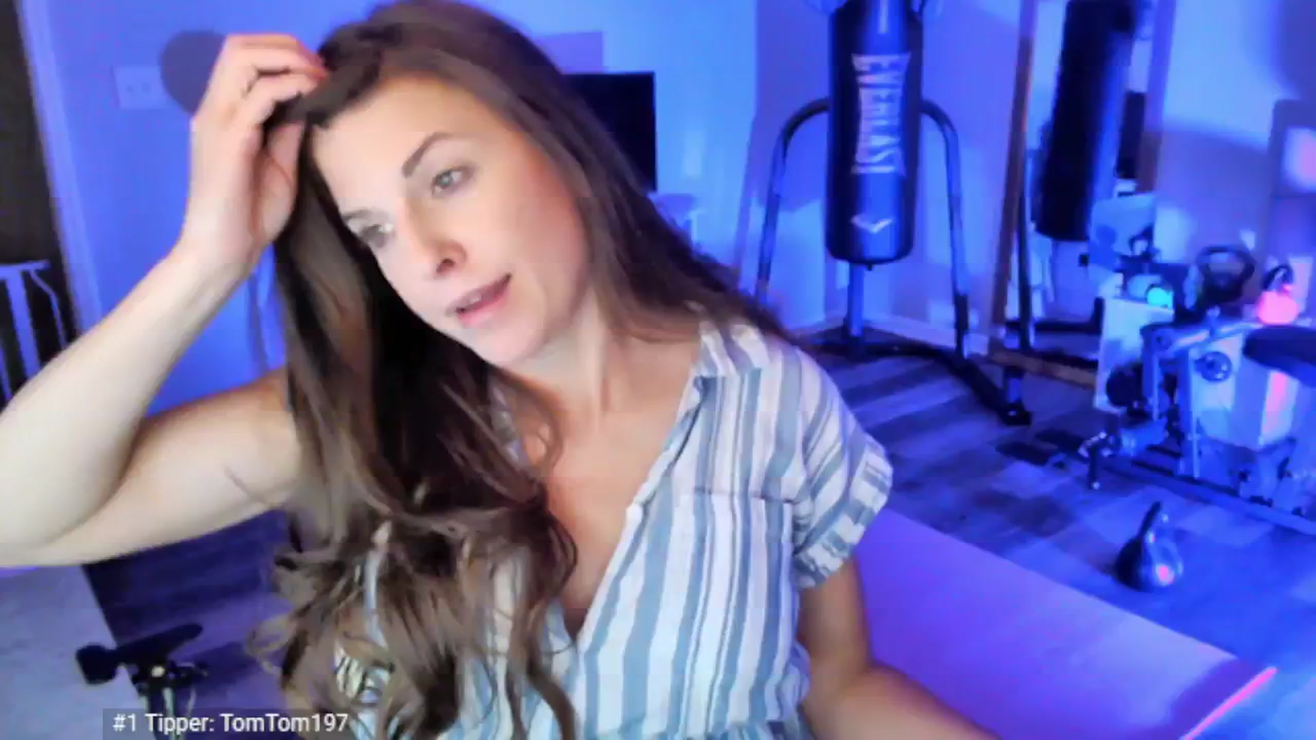 Gallery image thumbnail from Anna__Online's myfreecams stream on, 04/04/2025, 03:14 image 15 of 20