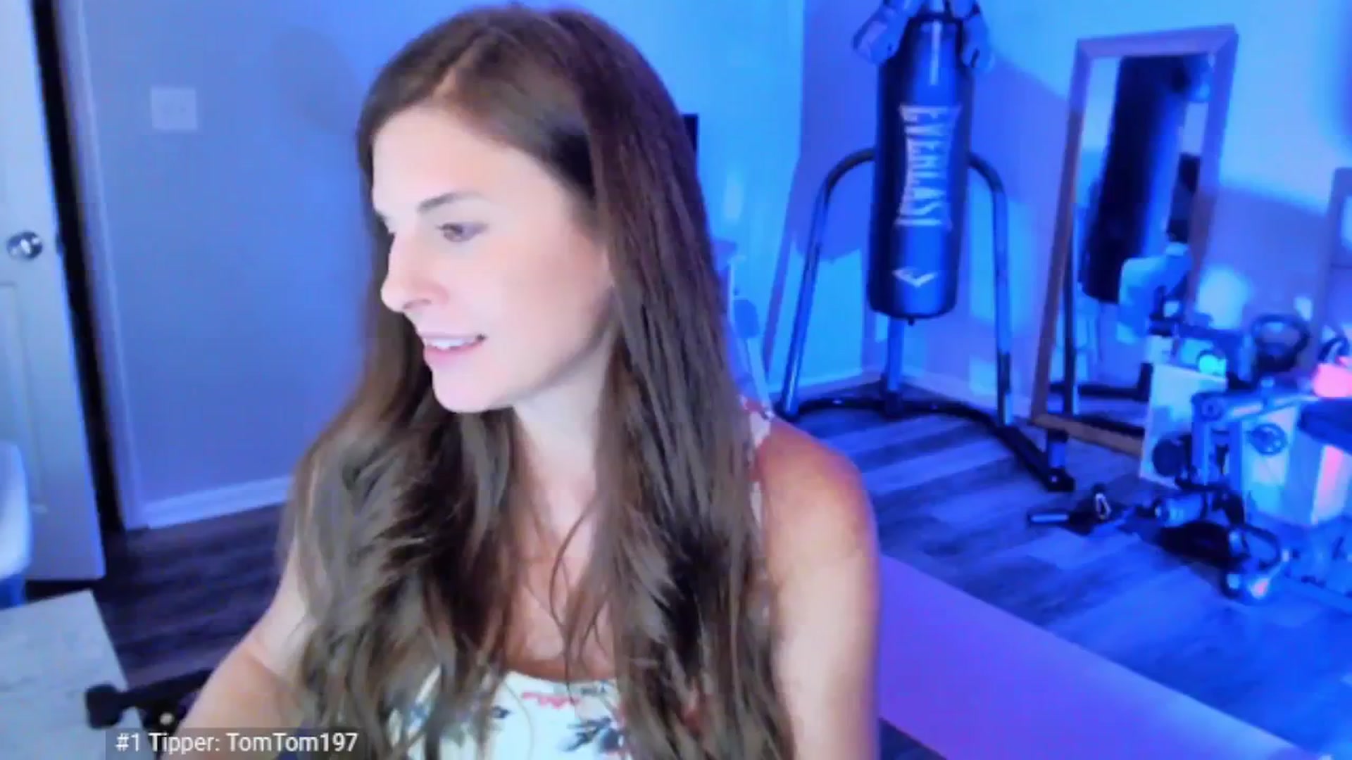 Gallery image thumbnail from Anna__Online's myfreecams stream on, 04/06/2025, 03:53 image 14 of 20