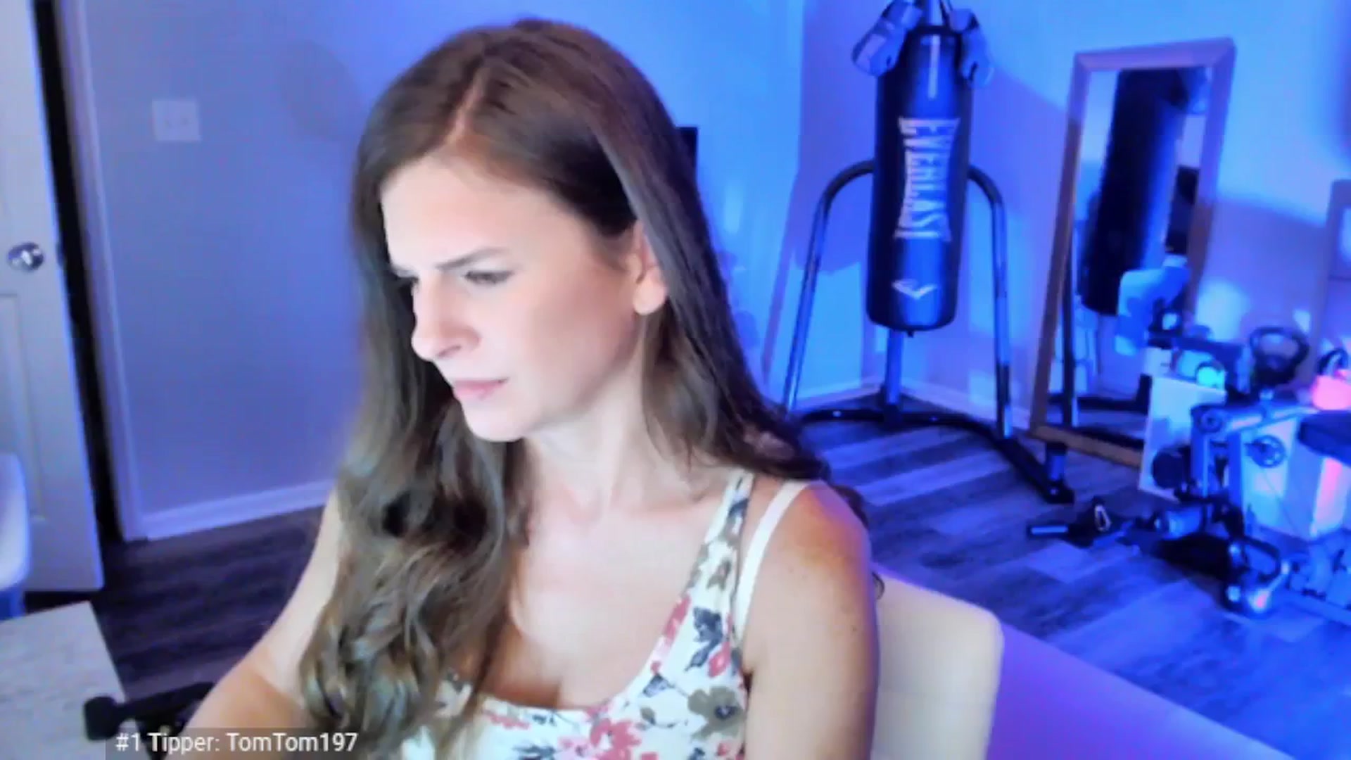 Gallery image thumbnail from Anna__Online's myfreecams stream on, 04/06/2025, 03:53 image 5 of 20