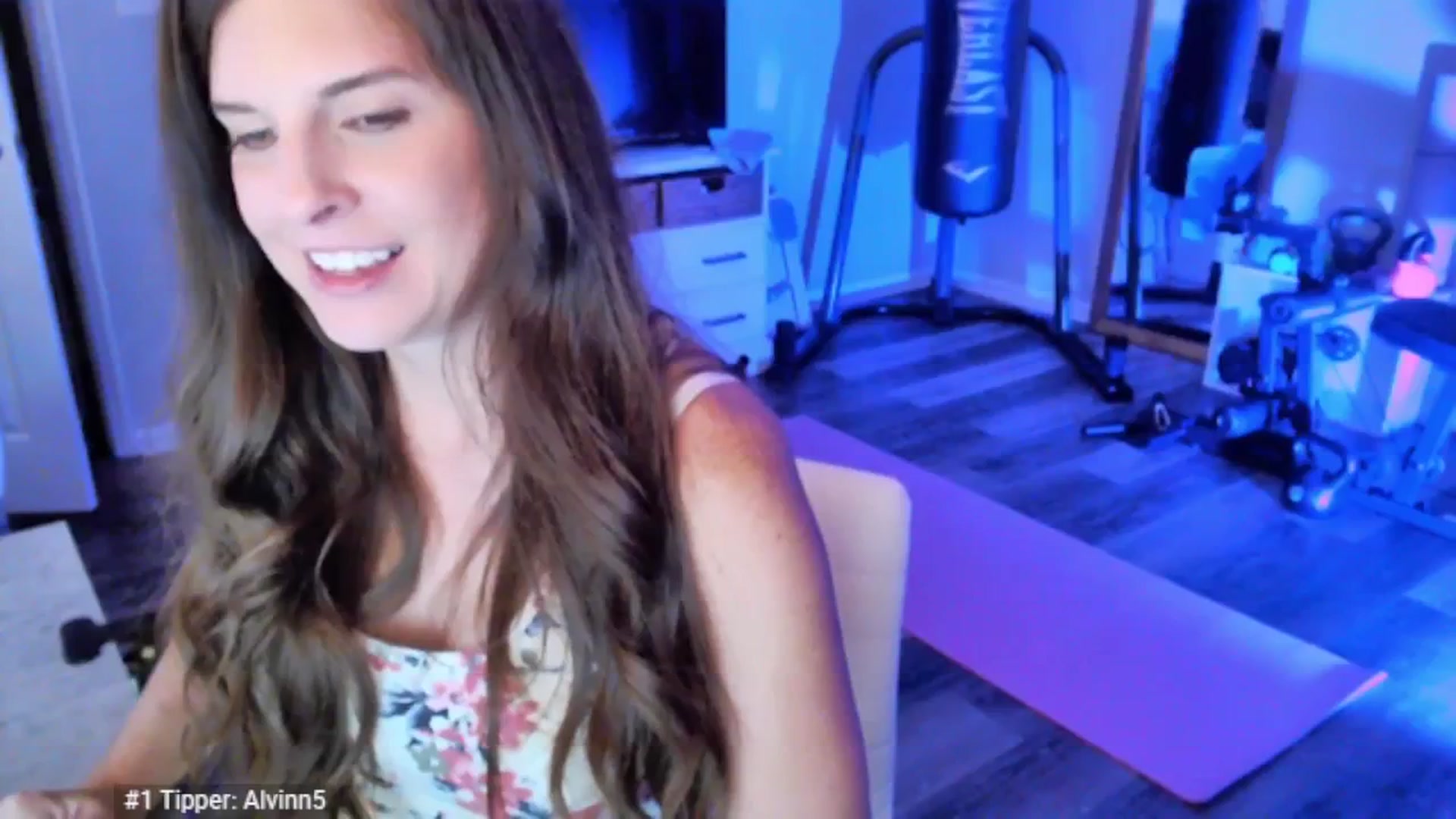 Gallery image thumbnail from Anna__Online's myfreecams stream on, 04/06/2025, 03:53 image 1 of 20