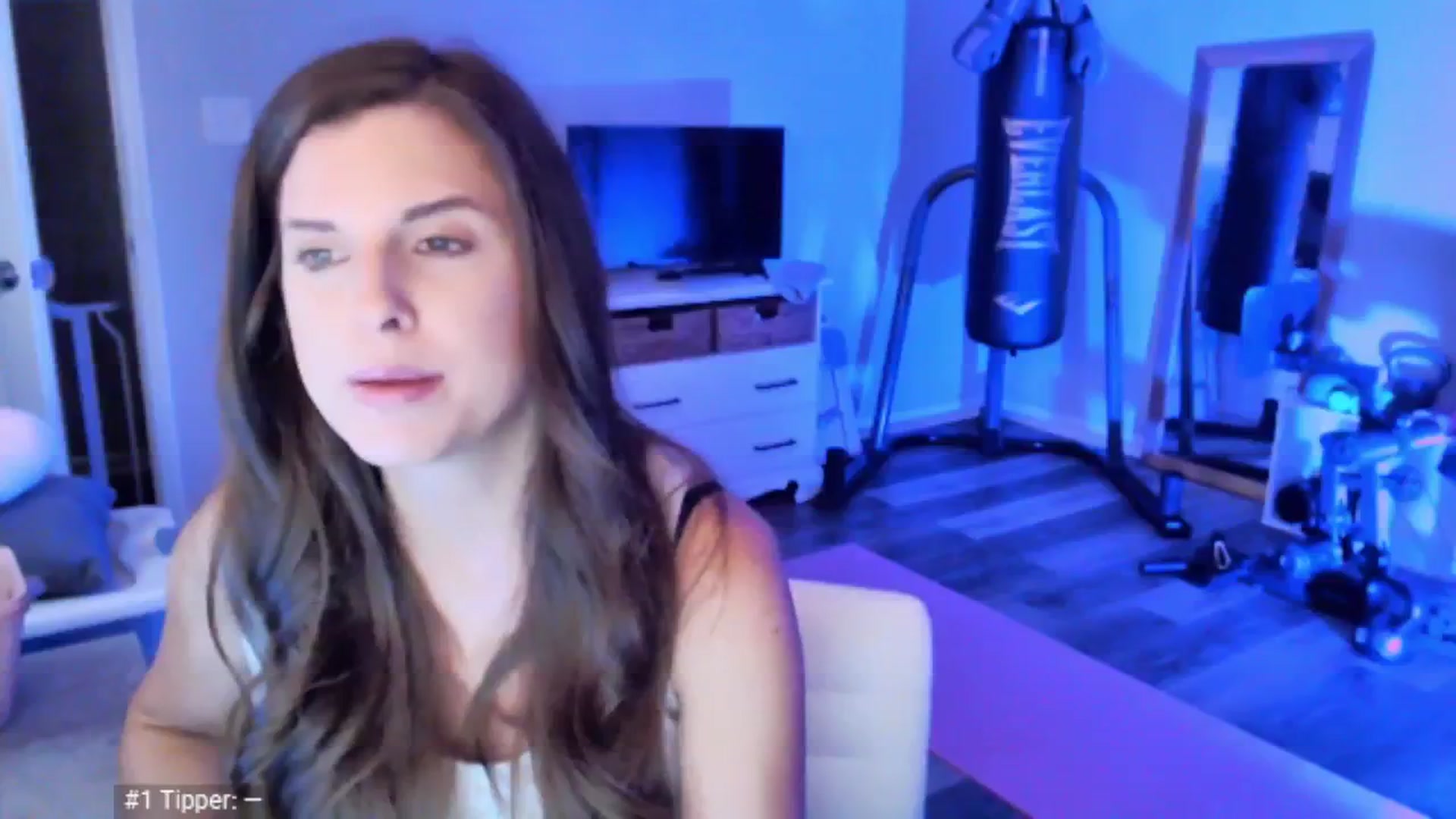 Gallery image thumbnail from Anna__Online's myfreecams stream on, 04/09/2025, 03:31 image 2 of 20