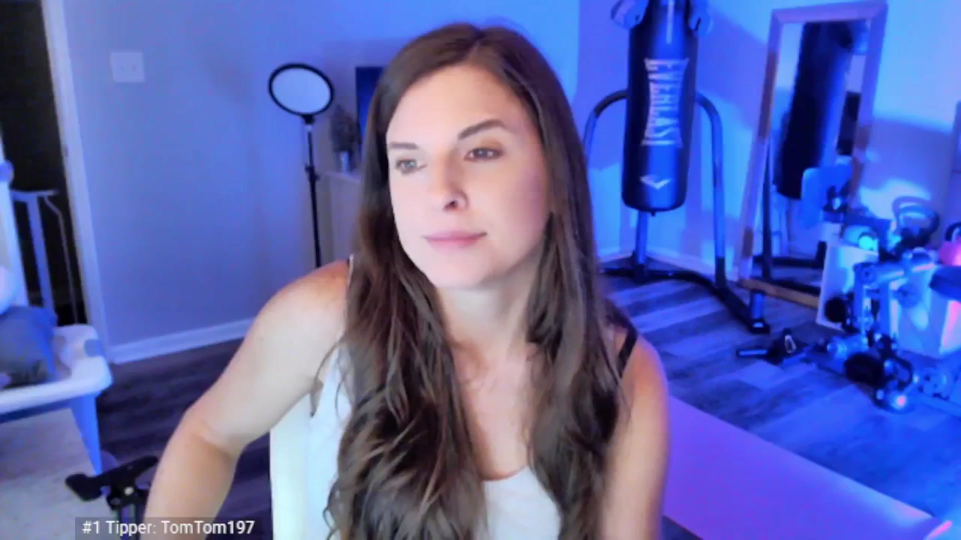 Gallery image thumbnail from Anna__Online's myfreecams stream on, 04/09/2025, 03:31 image 12 of 20