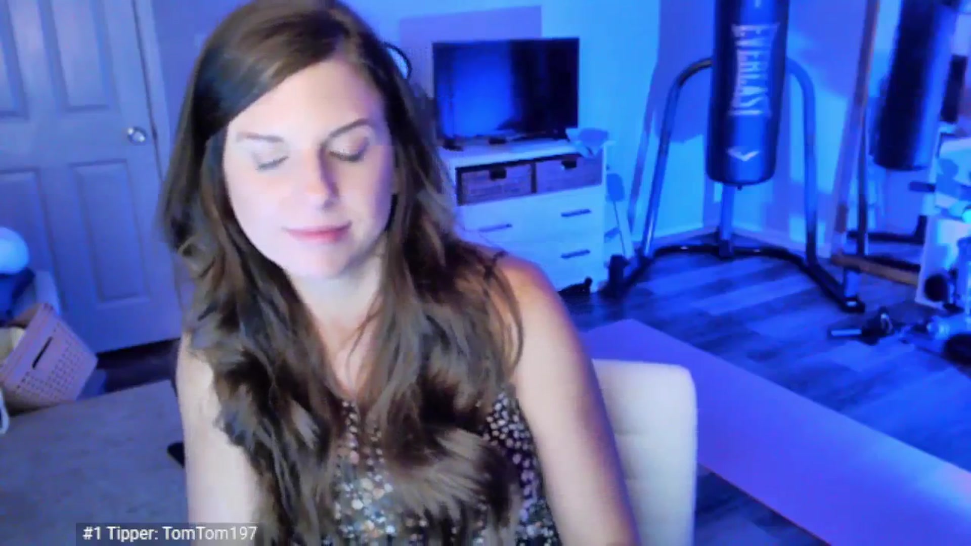 Gallery image thumbnail from Anna__Online's myfreecams stream on, 04/10/2025, 03:20 image 19 of 20