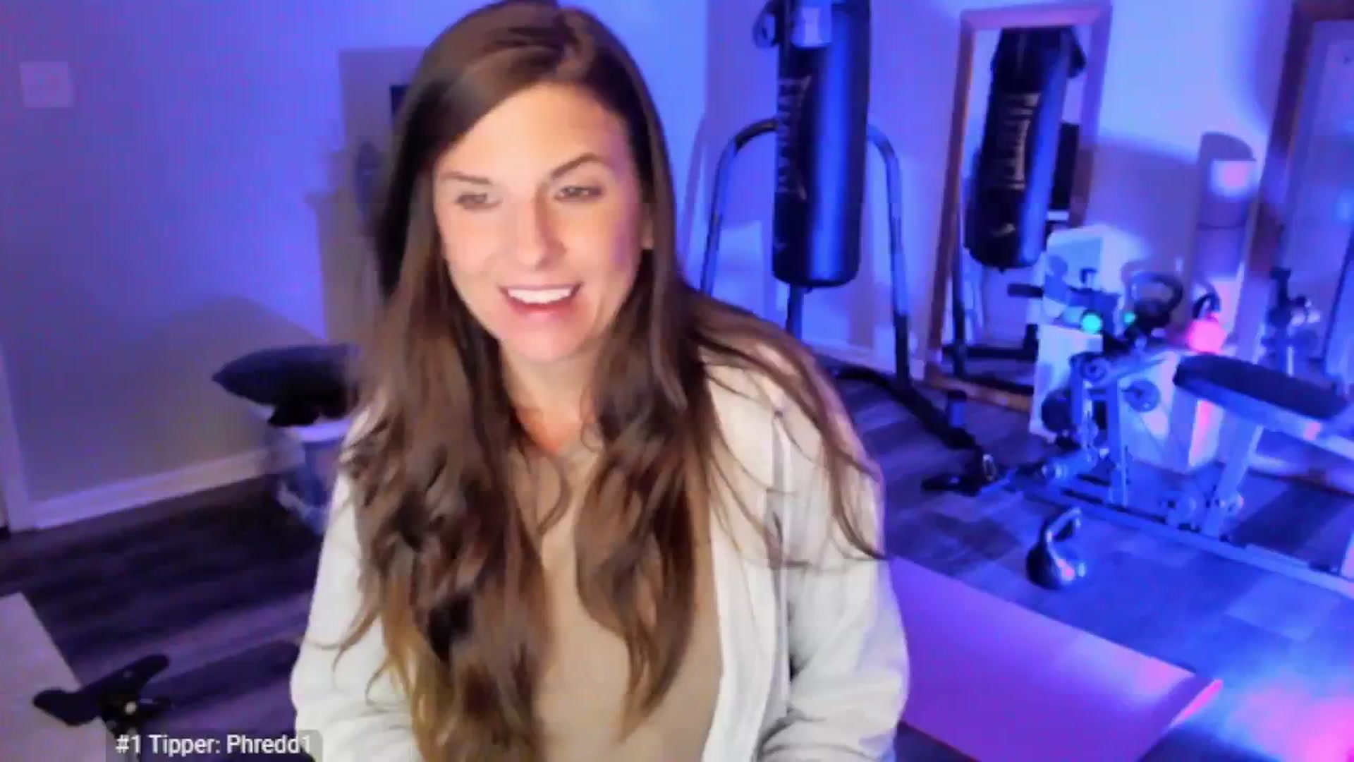 Gallery image thumbnail from Anna__Online's myfreecams stream on, 04/14/2025, 03:15 image 6 of 20