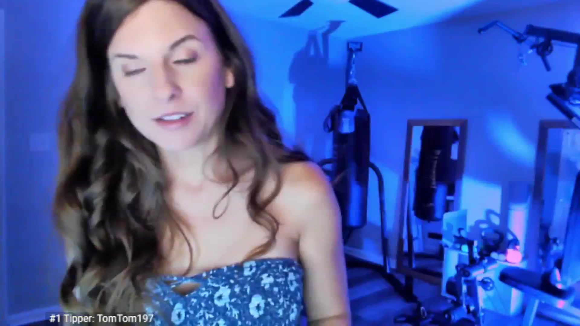 Gallery image thumbnail from Anna__Online's myfreecams stream on, 04/16/2025, 03:34 image 3 of 20