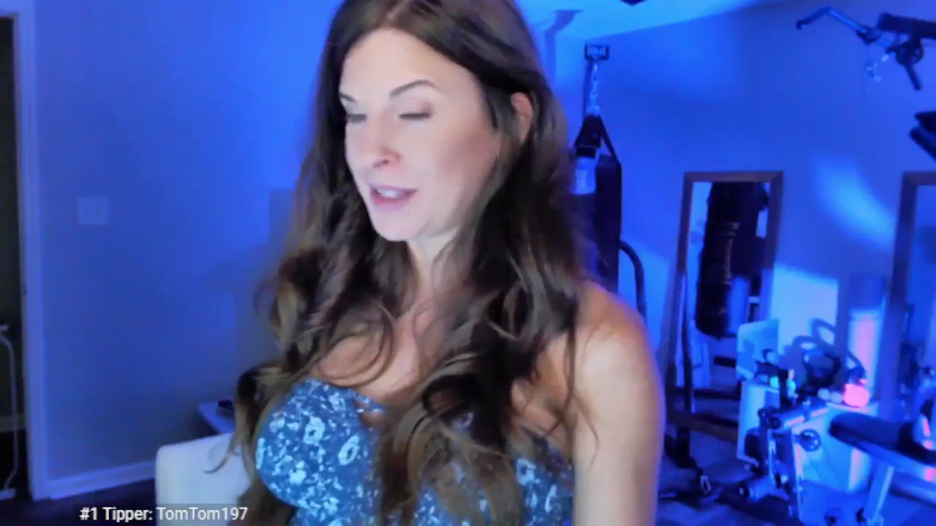 Gallery image thumbnail from Anna__Online's myfreecams stream on, 04/16/2025, 03:34 image 16 of 20