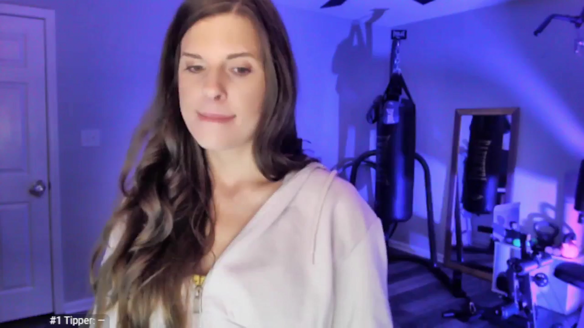 Gallery image thumbnail from Anna__Online's myfreecams stream on, 04/18/2025, 02:09 image 12 of 20