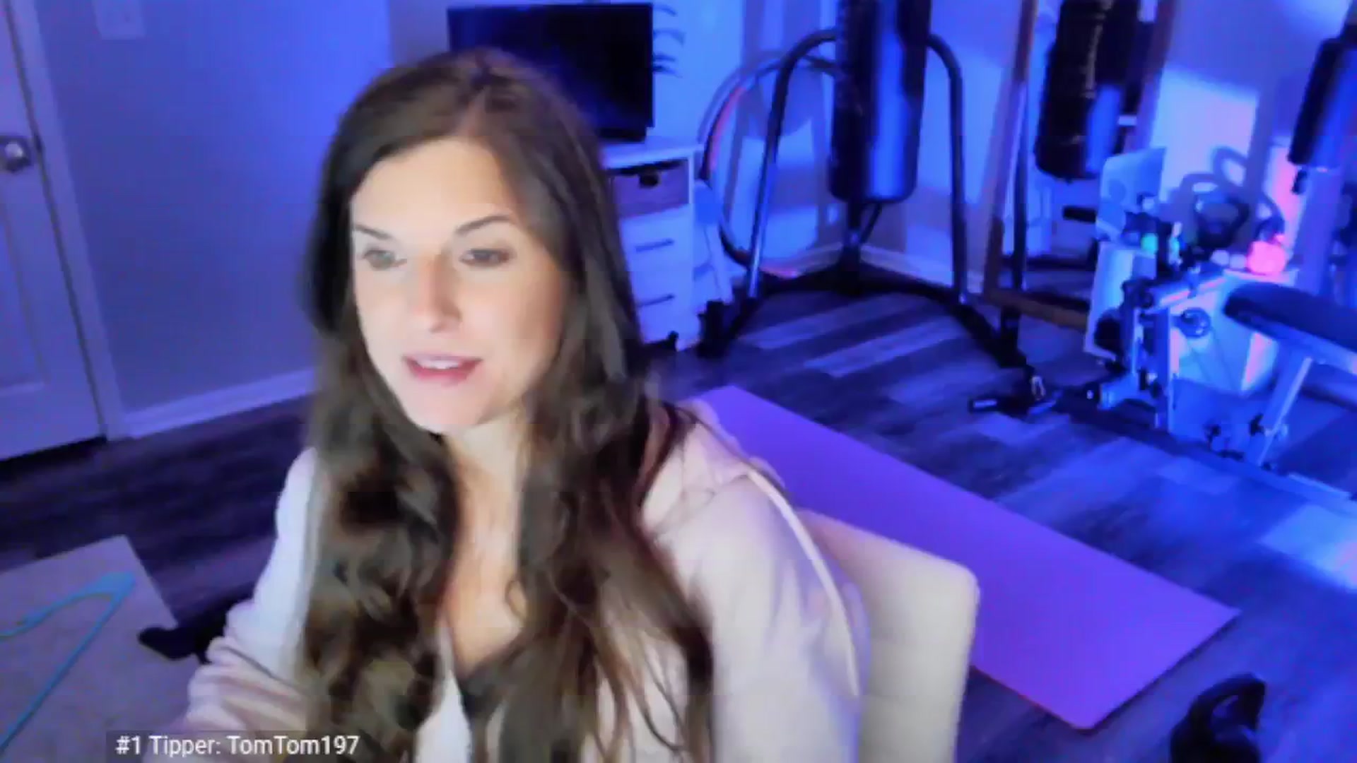 Gallery image thumbnail from Anna__Online's myfreecams stream on, 04/19/2025, 04:14 image 18 of 20