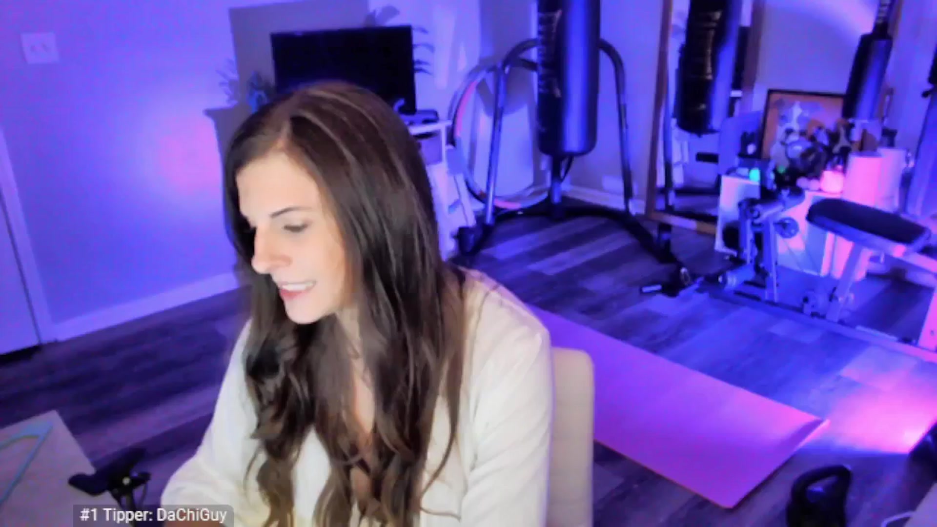 Gallery image thumbnail from Anna__Online's myfreecams stream on, 04/22/2025, 03:18 image 7 of 20