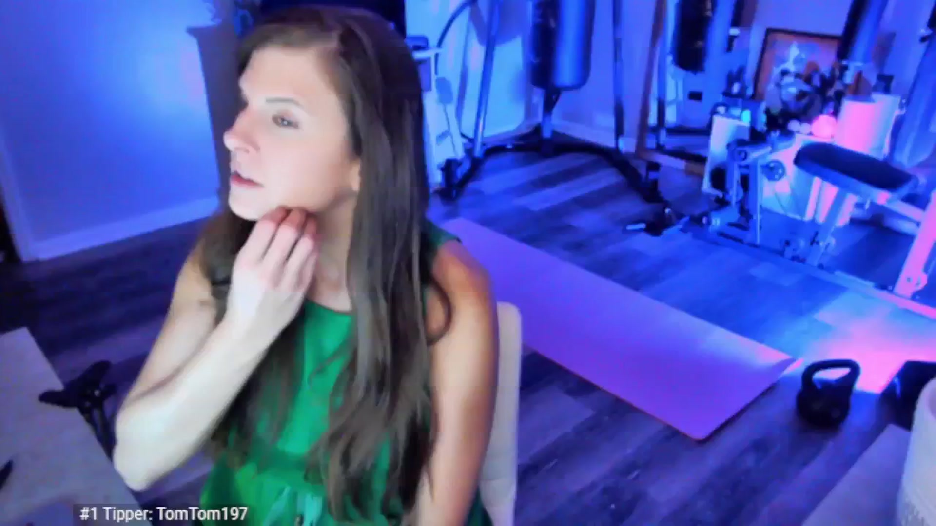 Gallery image thumbnail from Anna__Online's myfreecams stream on, 04/24/2025, 02:17 image 7 of 20