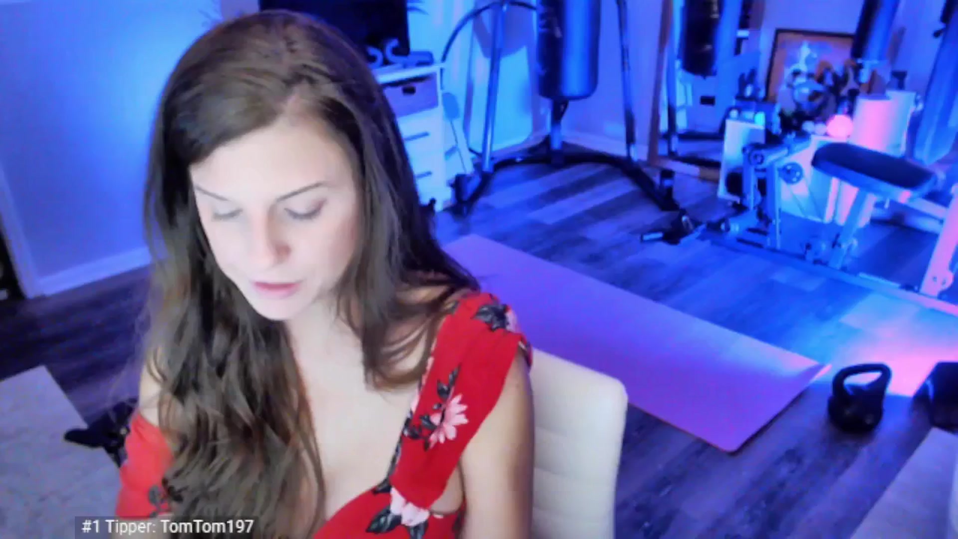 Gallery image thumbnail from Anna__Online's myfreecams stream on, 04/25/2025, 02:35 image 12 of 20