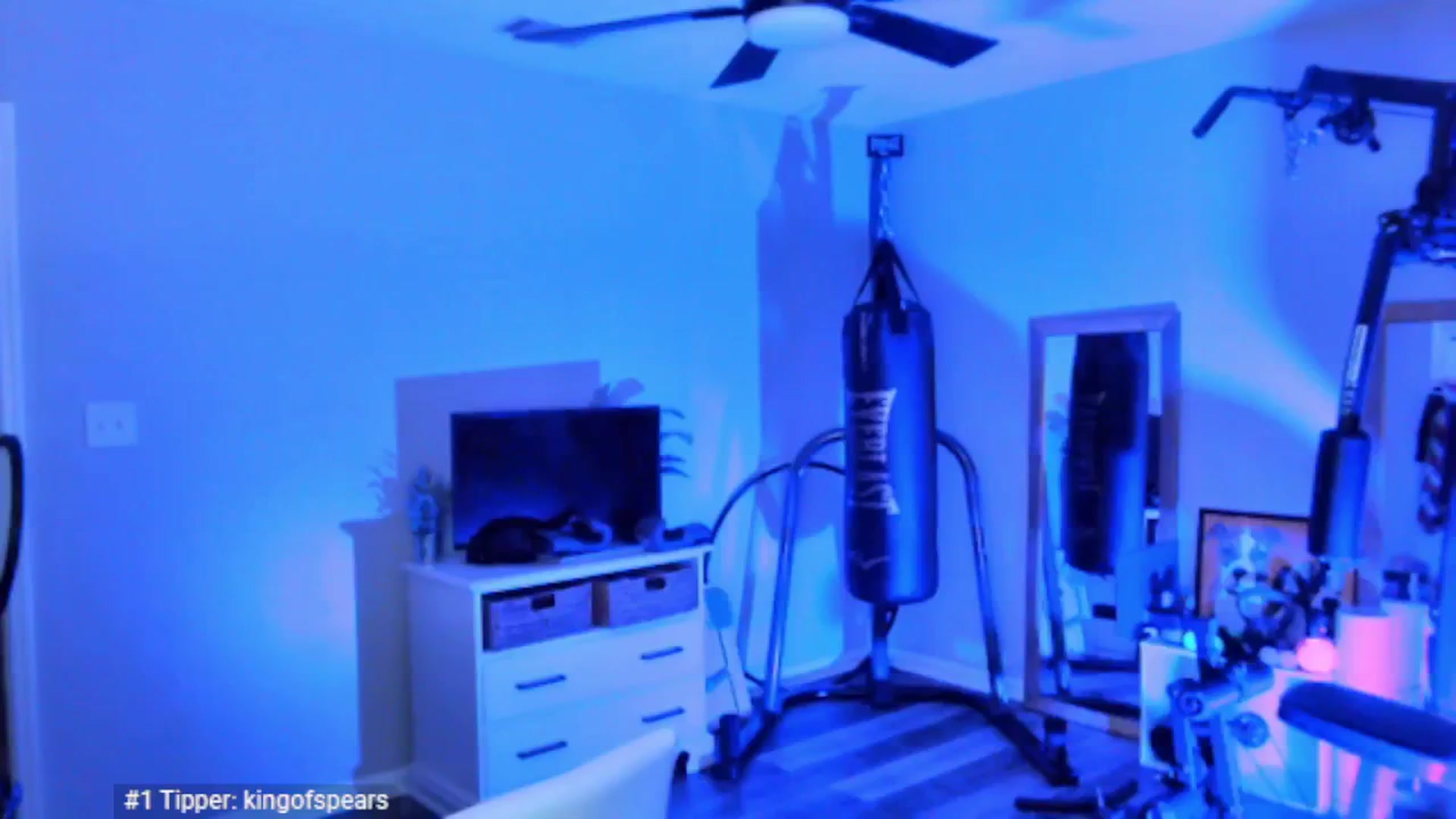 Gallery image thumbnail from Anna__Online's myfreecams stream on, 04/26/2025, 03:37 image 12 of 20