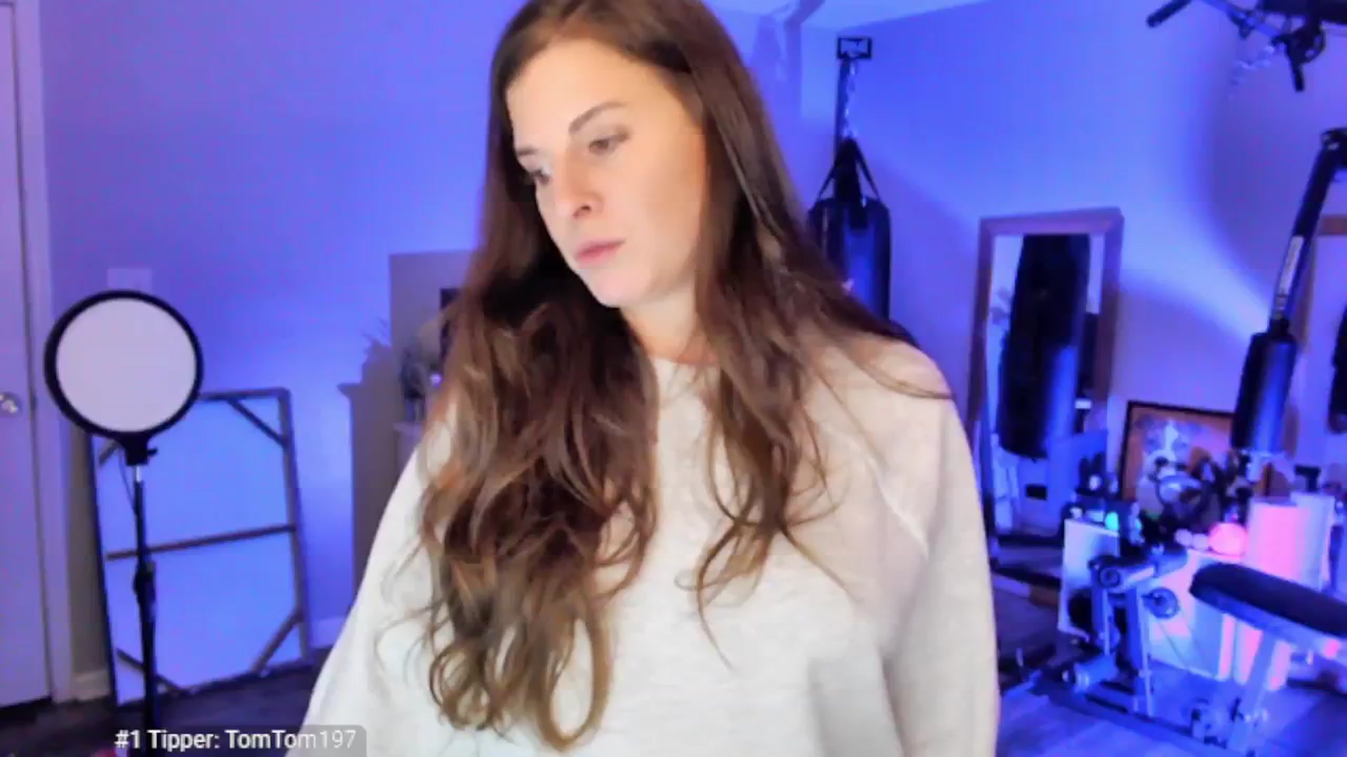 Gallery image thumbnail from Anna__Online's myfreecams stream on, 04/30/2025, 03:38 image 12 of 20