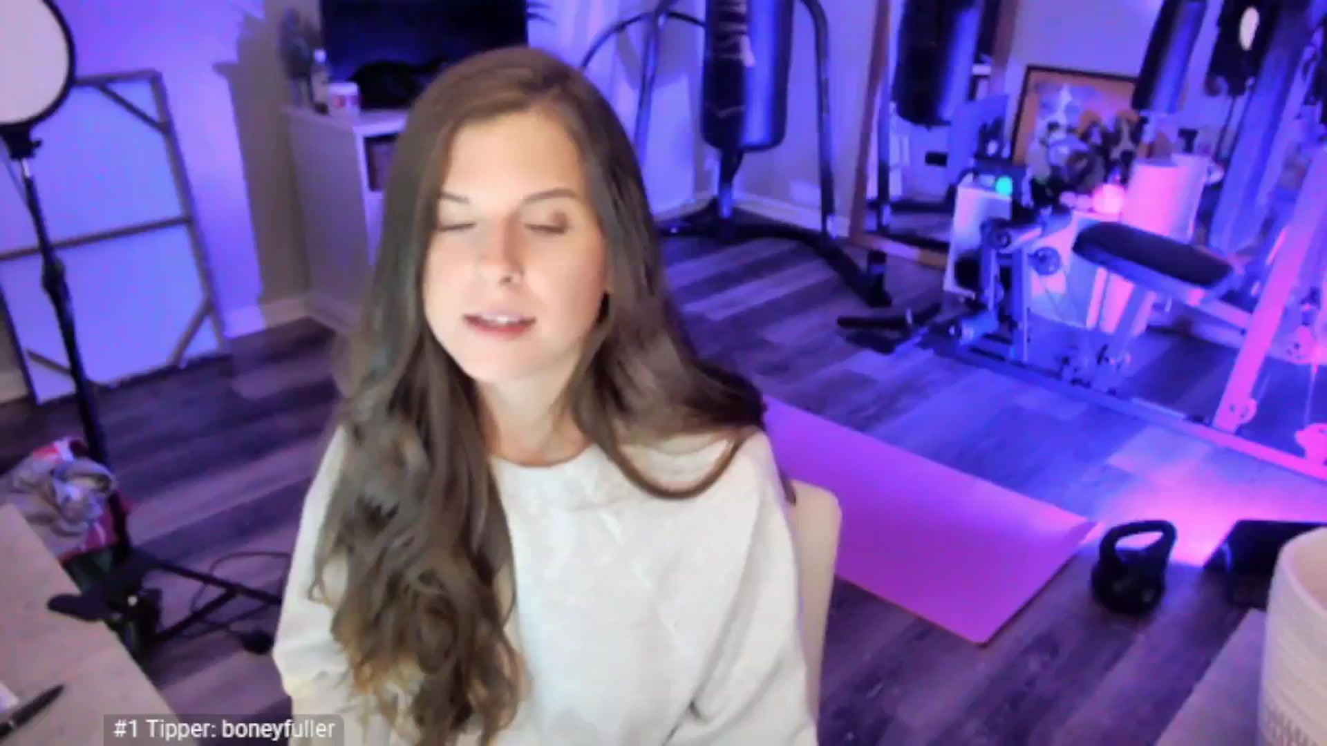 Gallery image thumbnail from Anna__Online's myfreecams stream on, 04/30/2025, 03:38 image 3 of 20